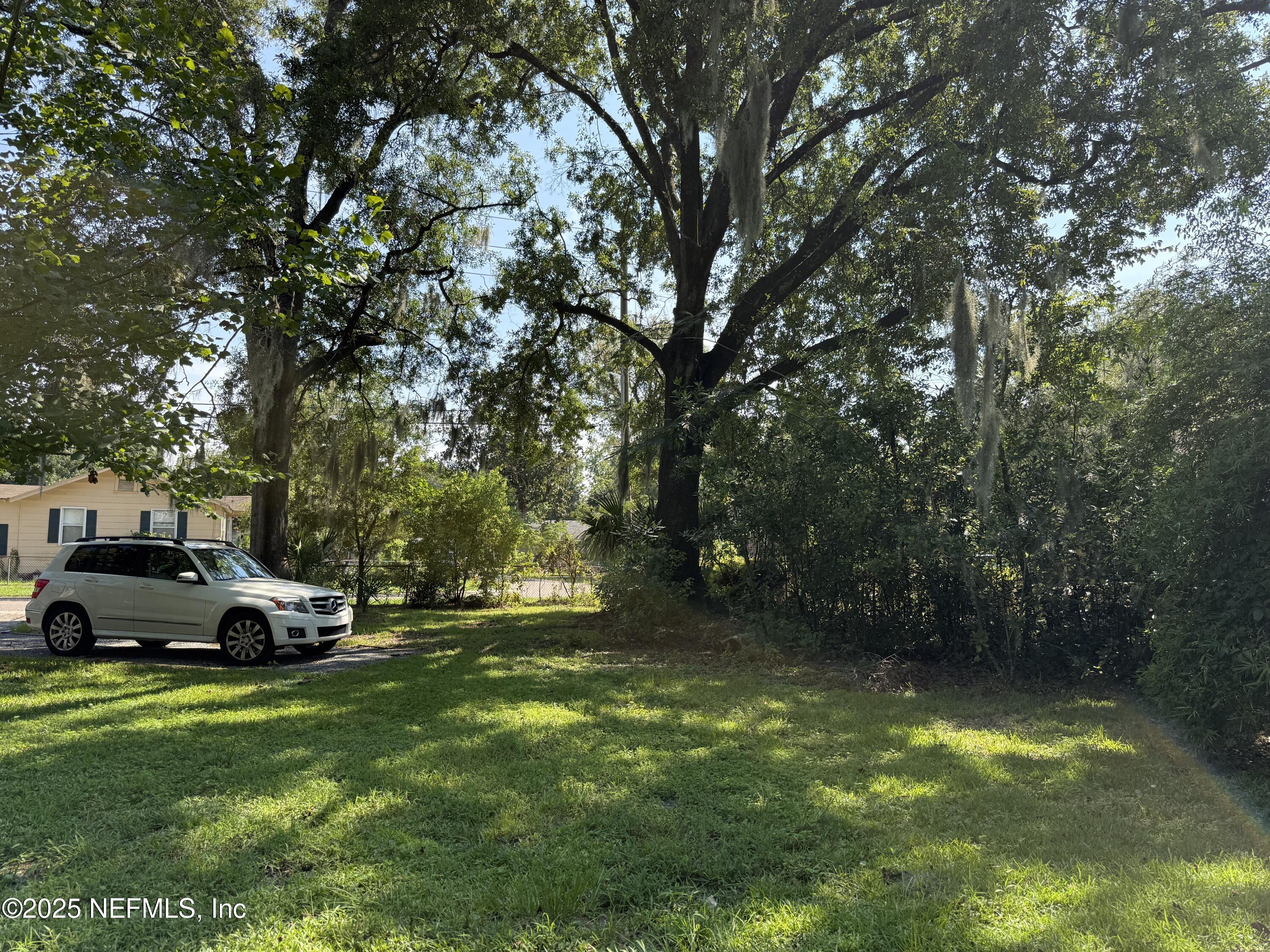 4713 KINGSBURY Street