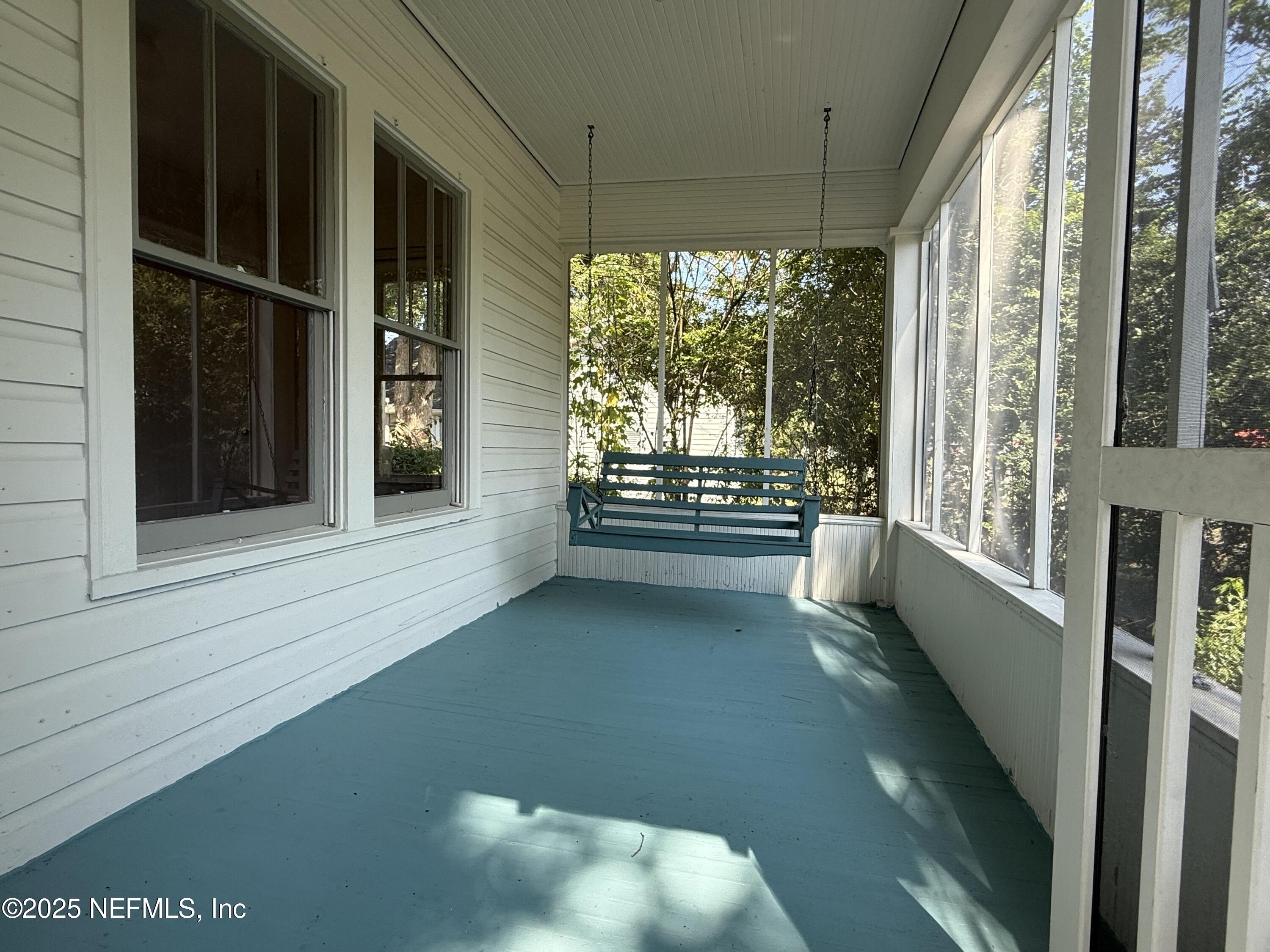 4713 KINGSBURY Street