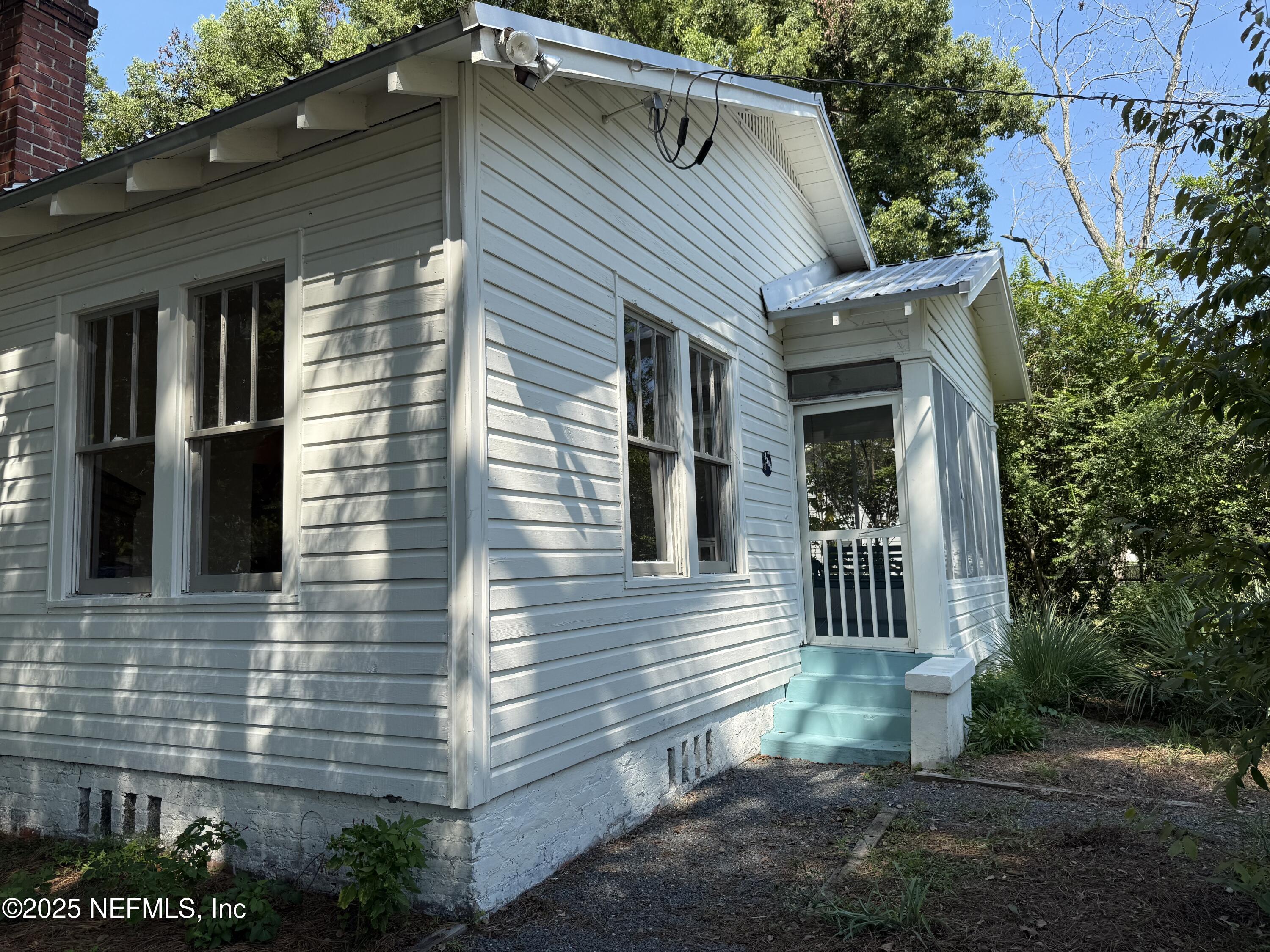 4713 KINGSBURY Street