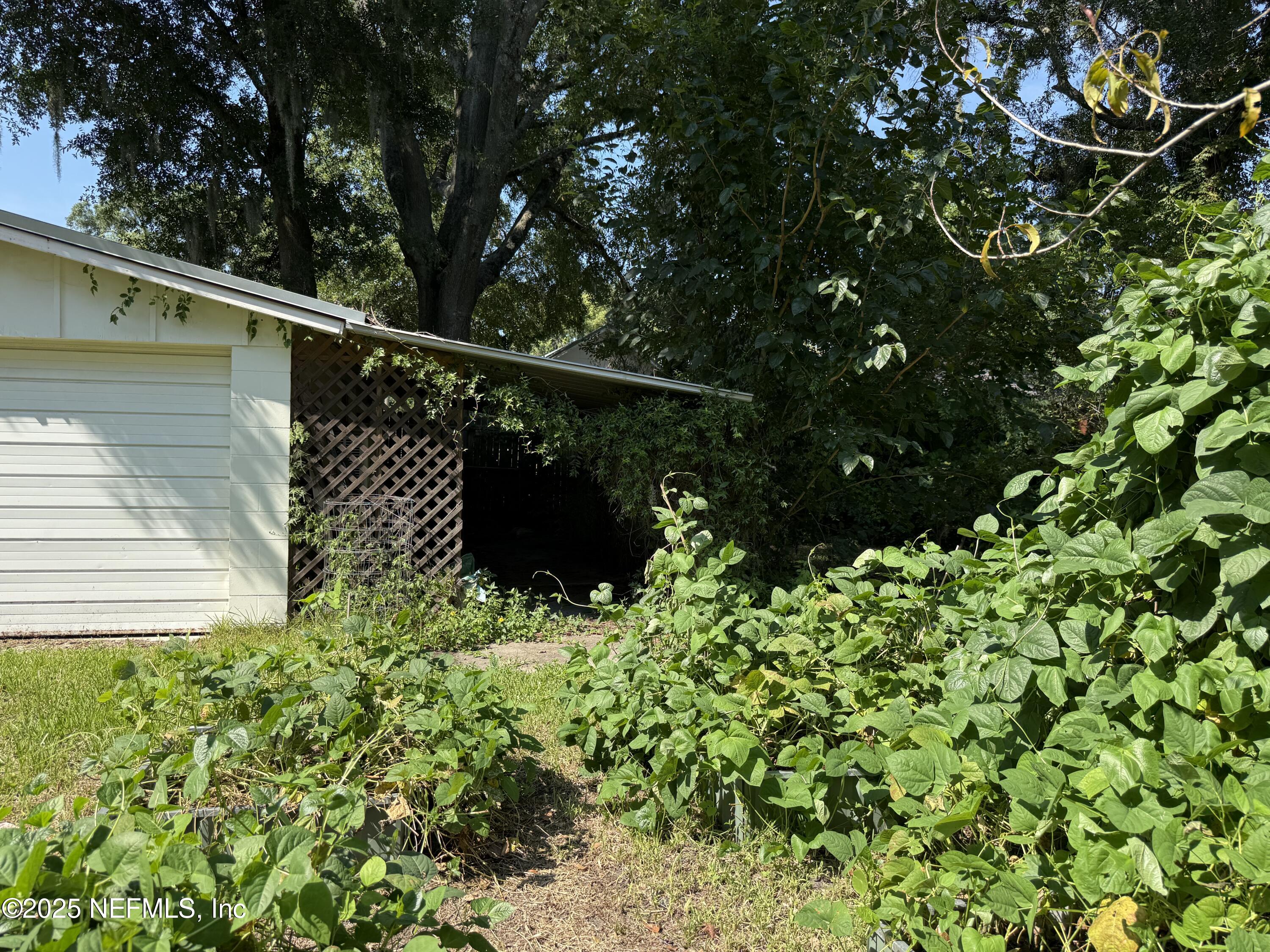 4713 KINGSBURY Street