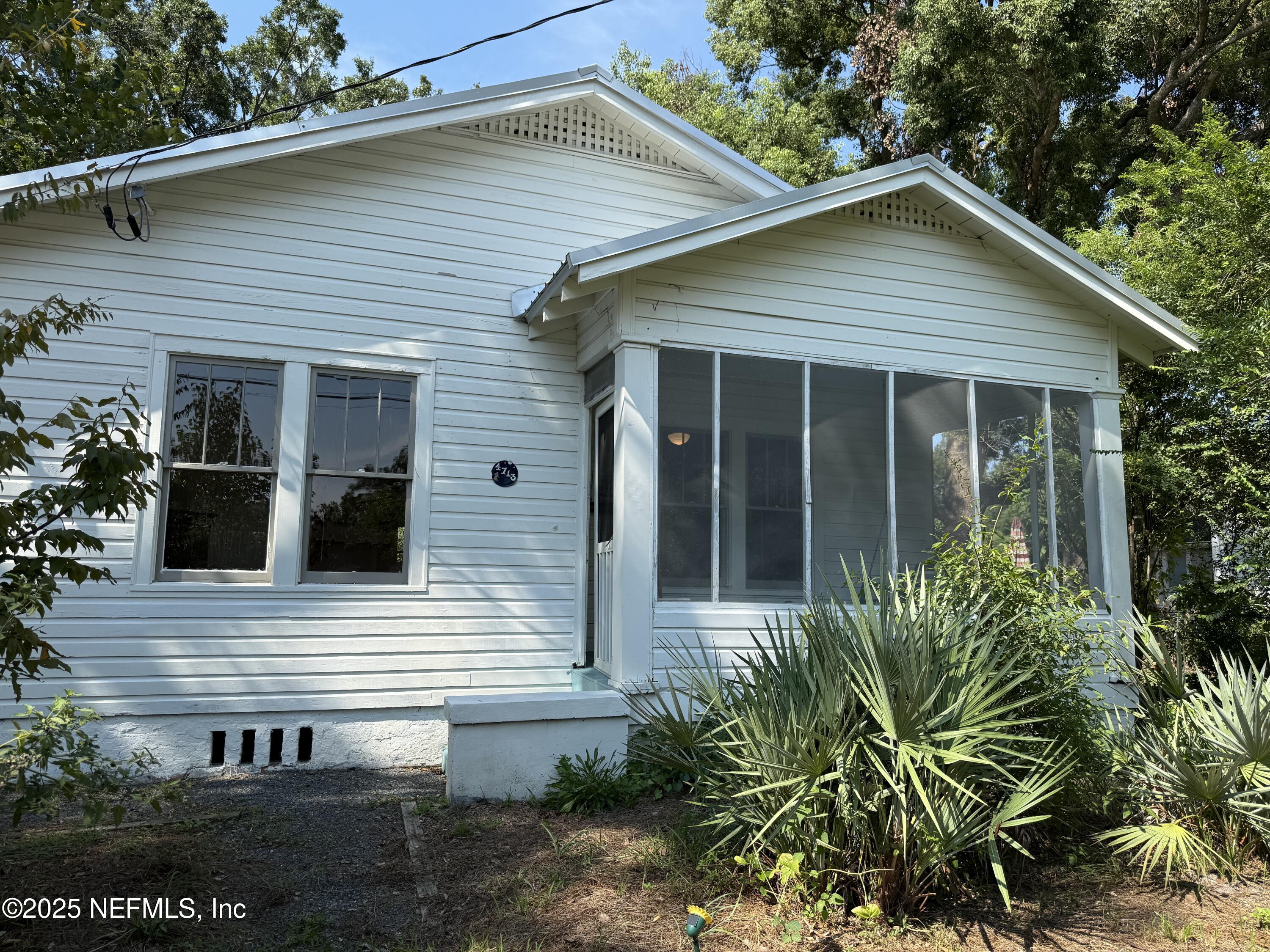 4713 KINGSBURY Street