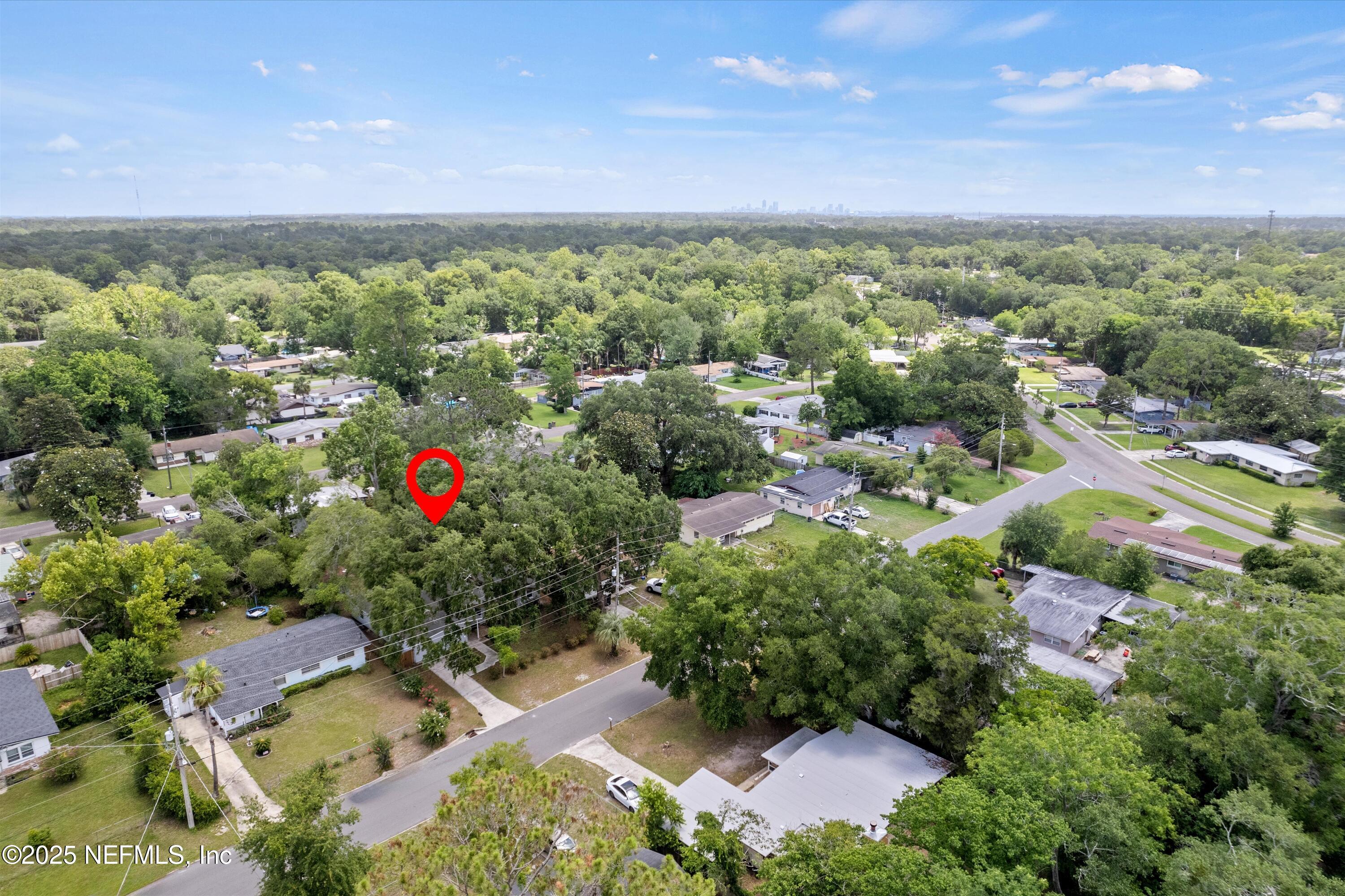 6837 TOM THUMB Drive