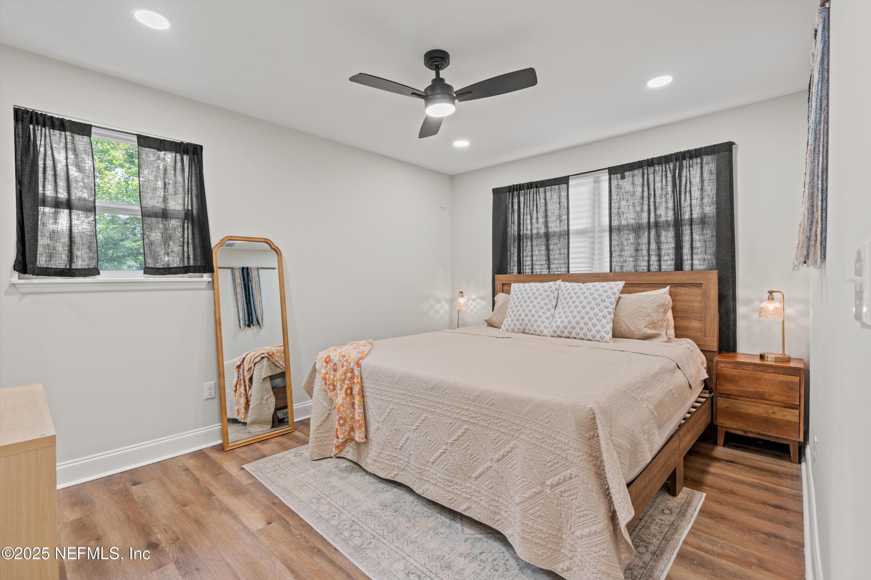 6837 TOM THUMB Drive