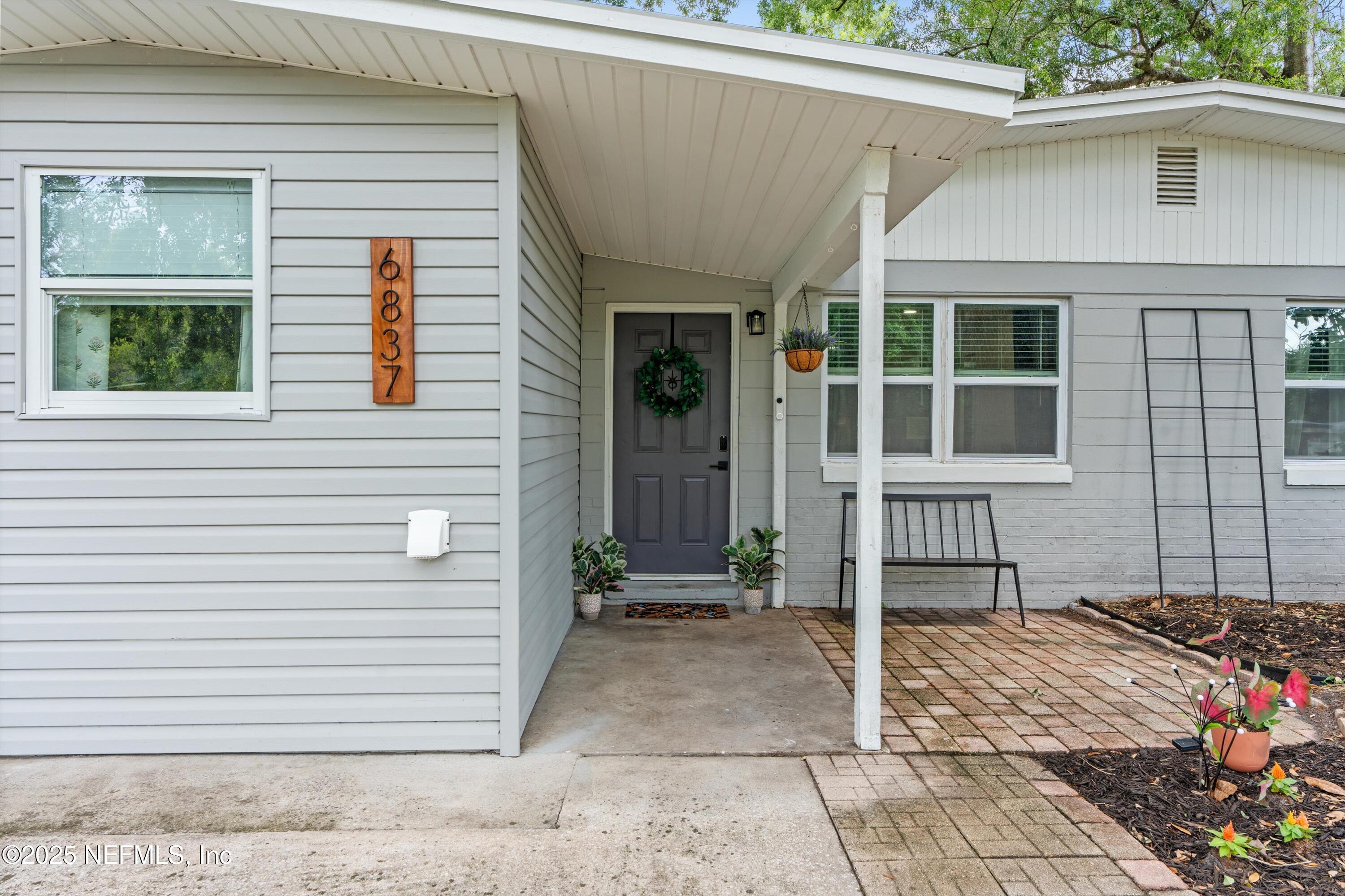 6837 TOM THUMB Drive