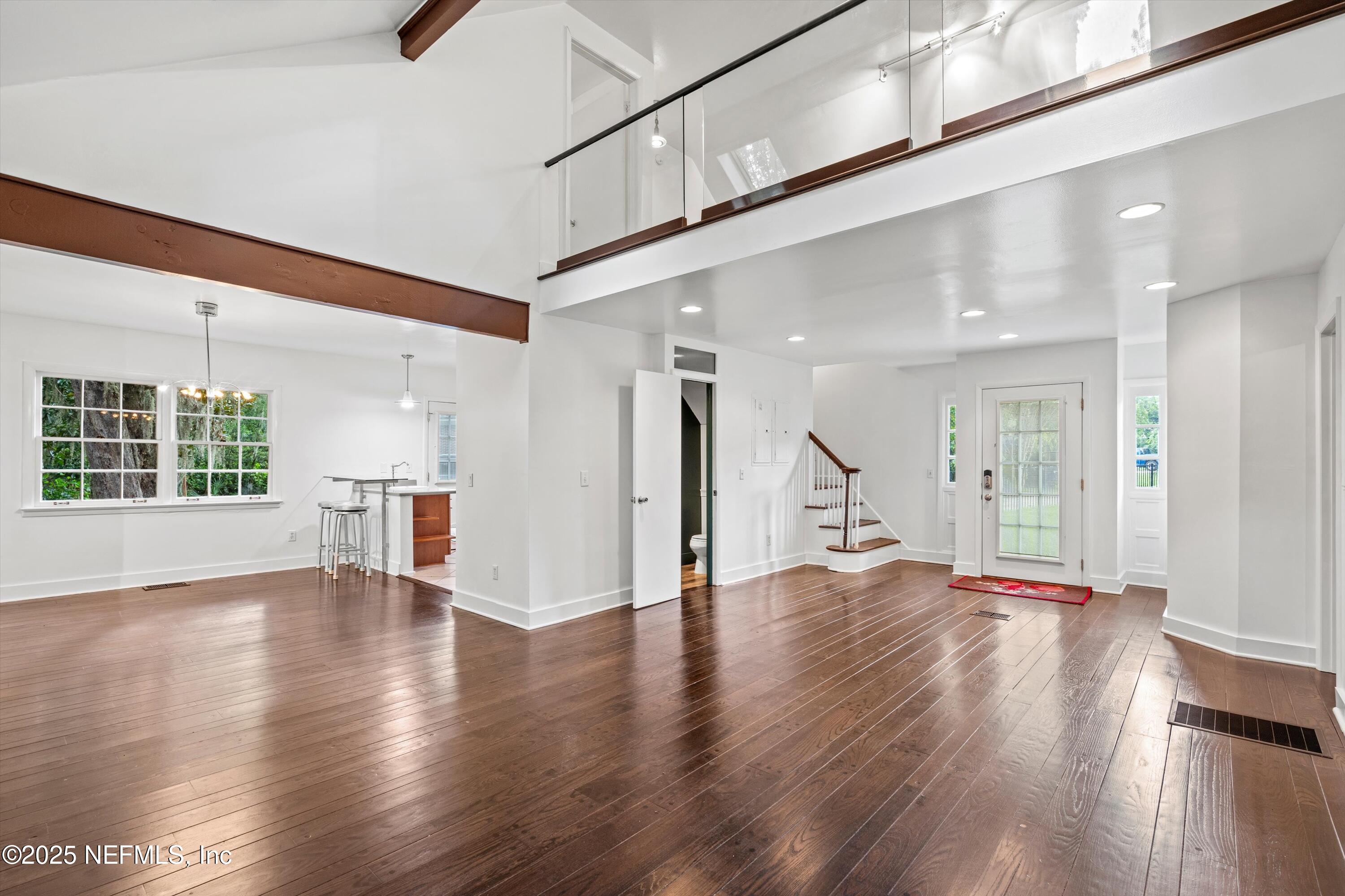 2226 LAUREL GROVE Lane