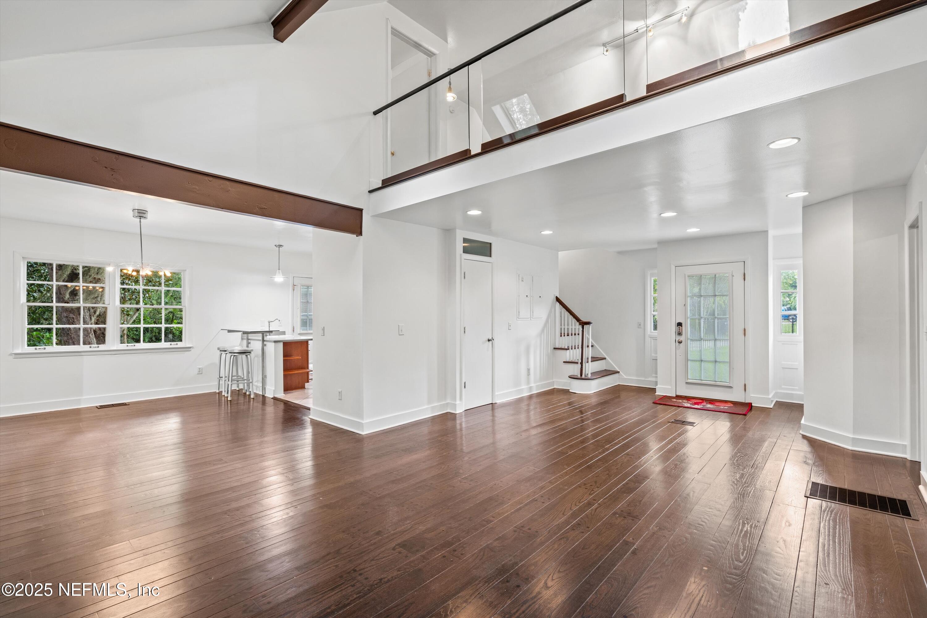 2226 LAUREL GROVE Lane