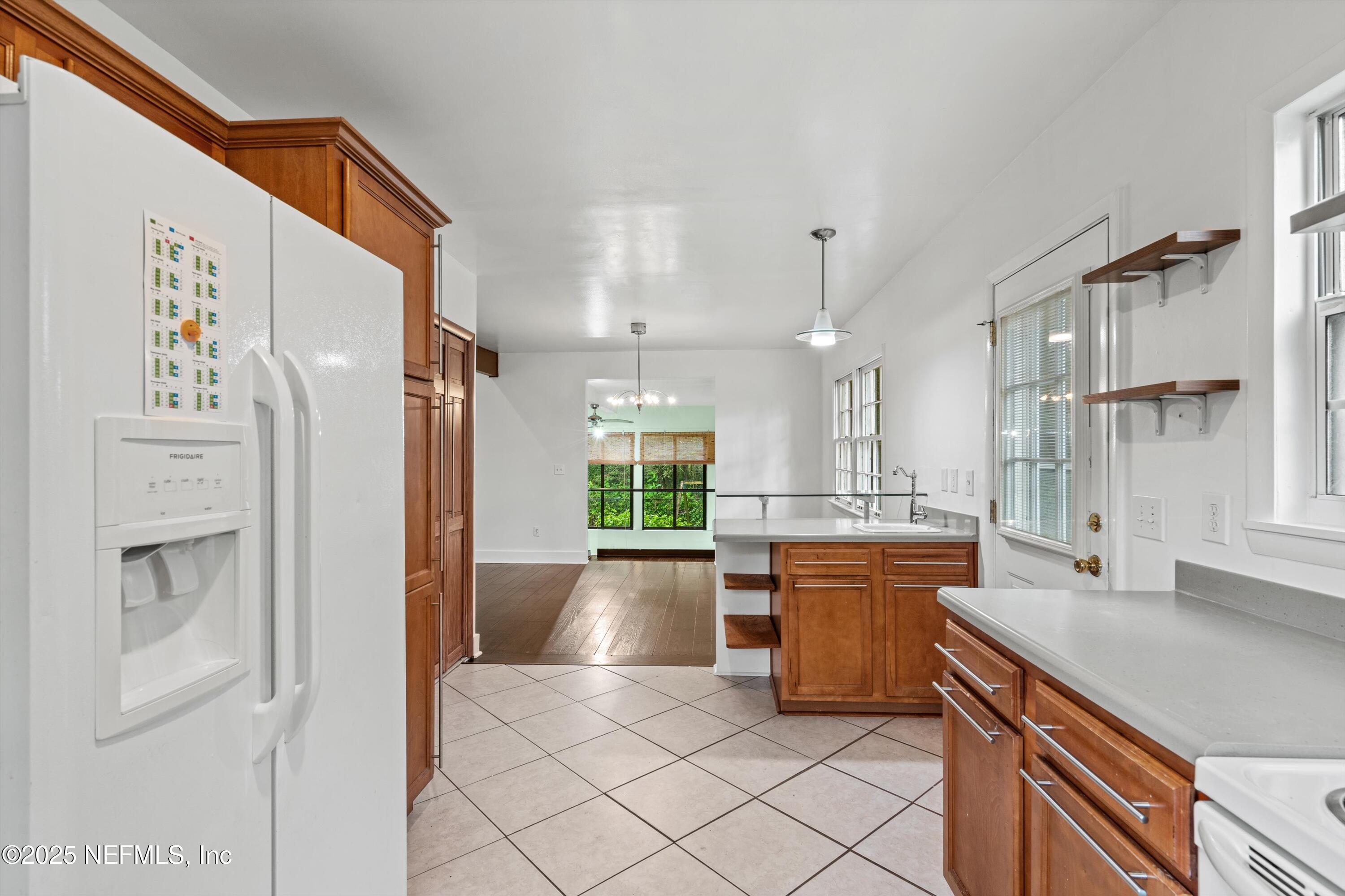 2226 LAUREL GROVE Lane