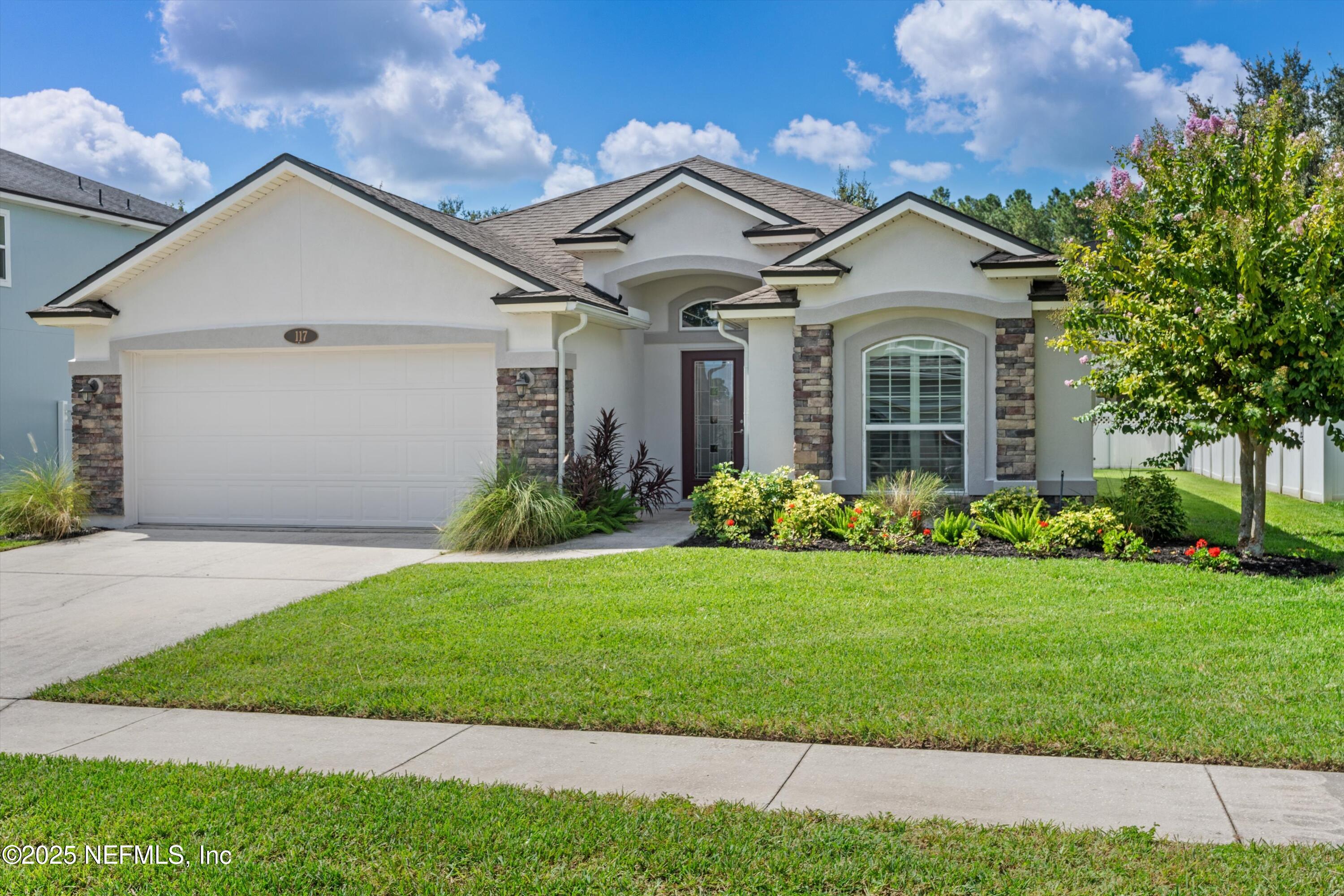 117 RIVER DEE Drive, St. Johns