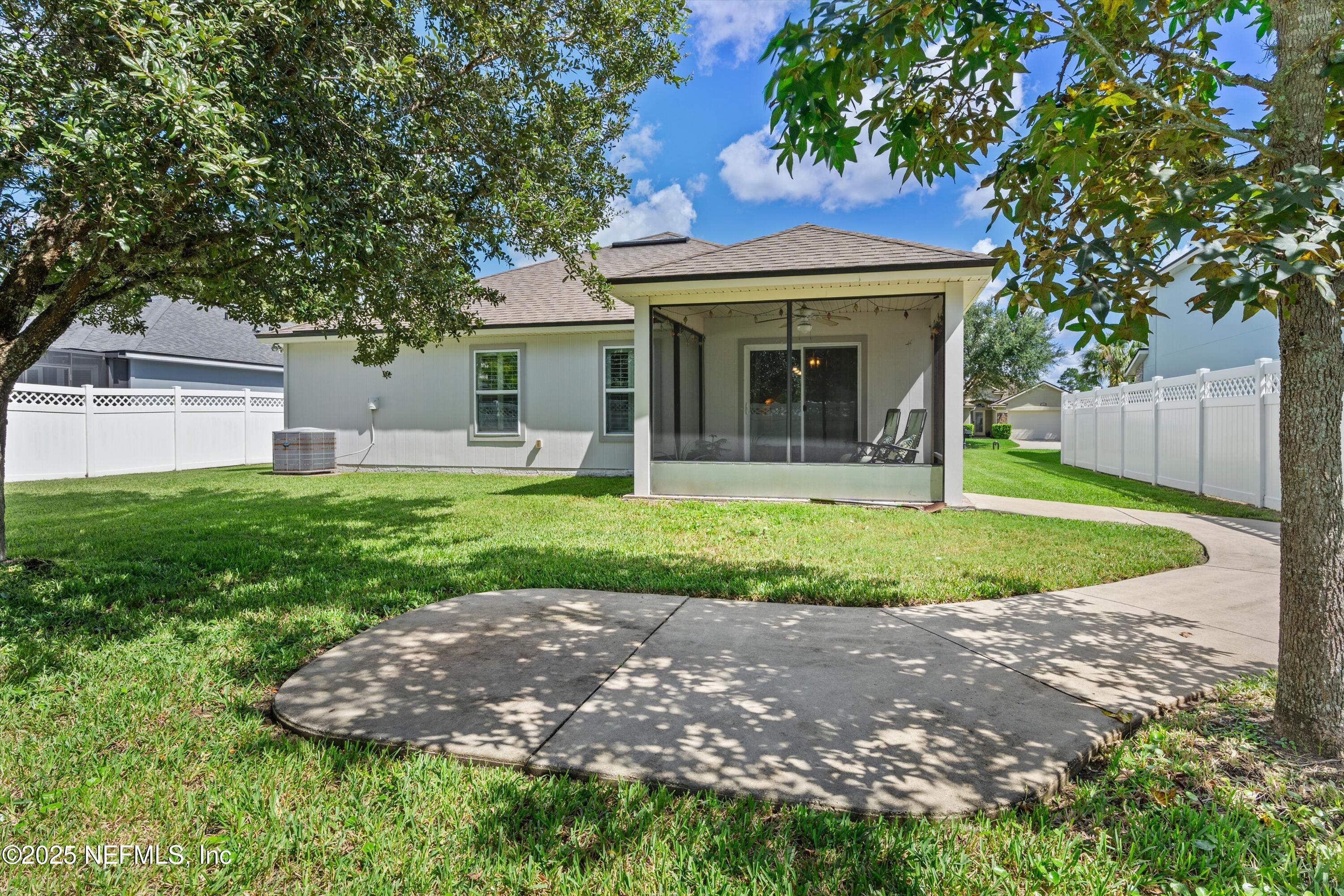 117 RIVER DEE Drive, St. Johns