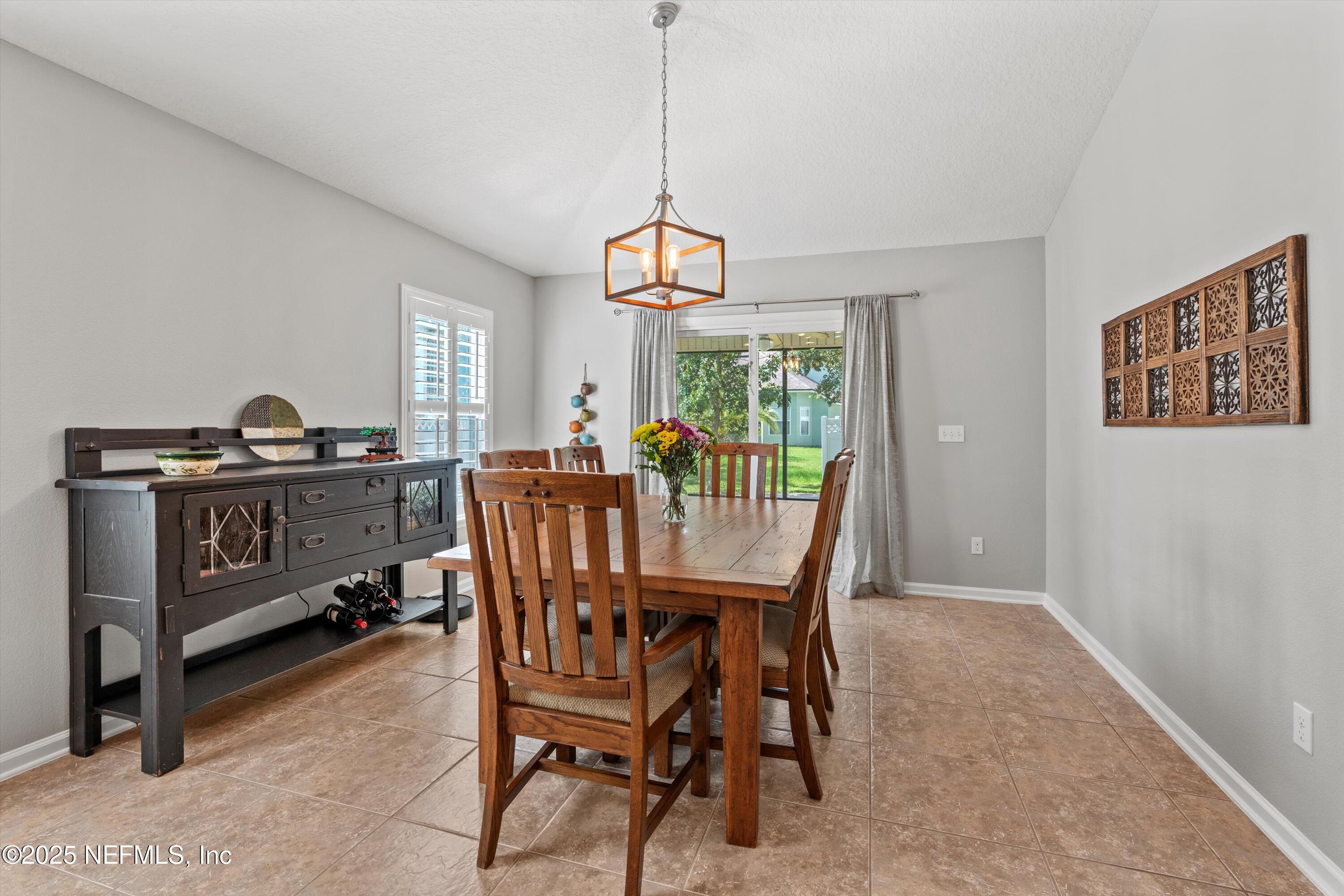 117 RIVER DEE Drive, St. Johns