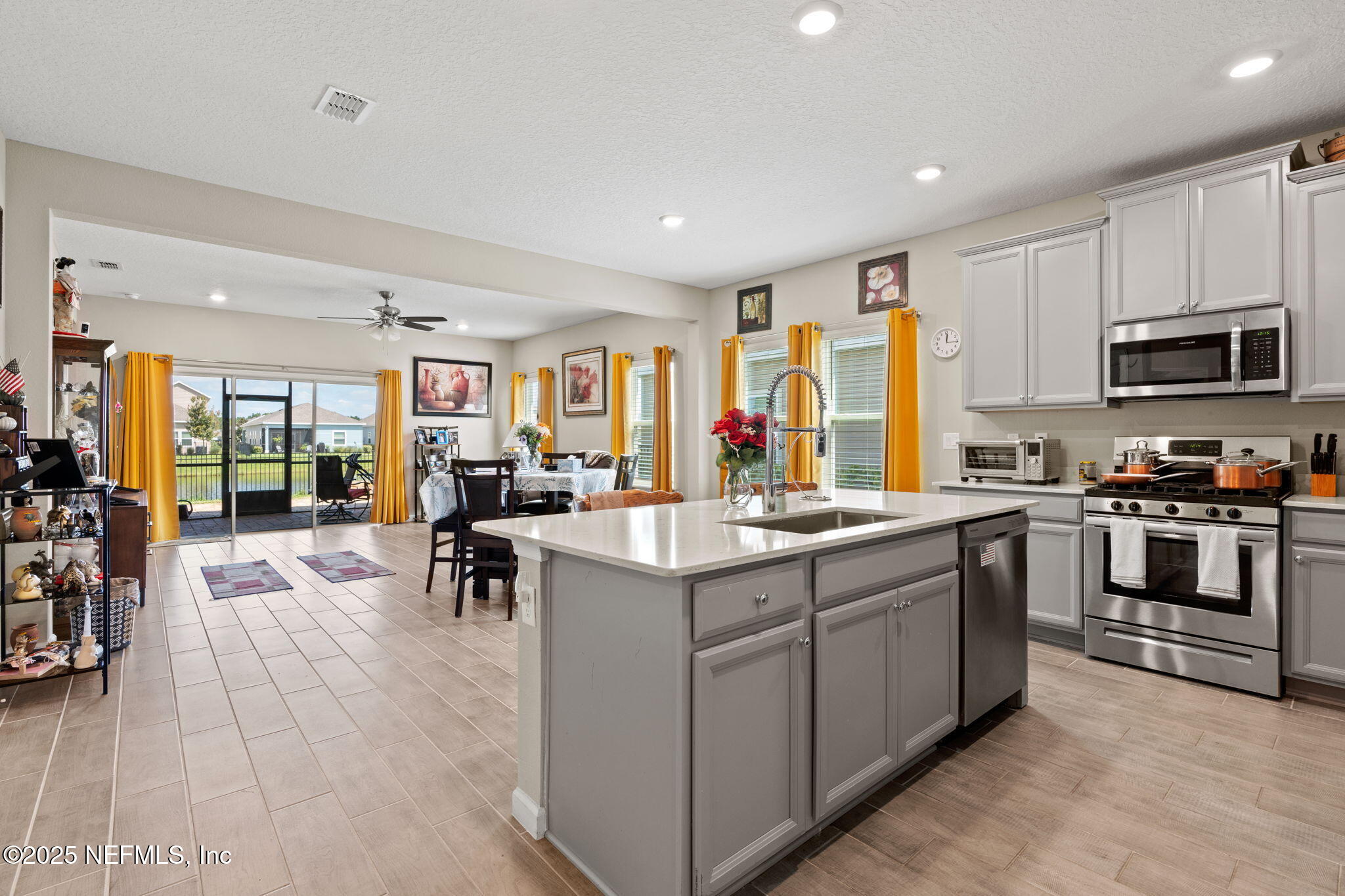3956 CLOVERDALE Court