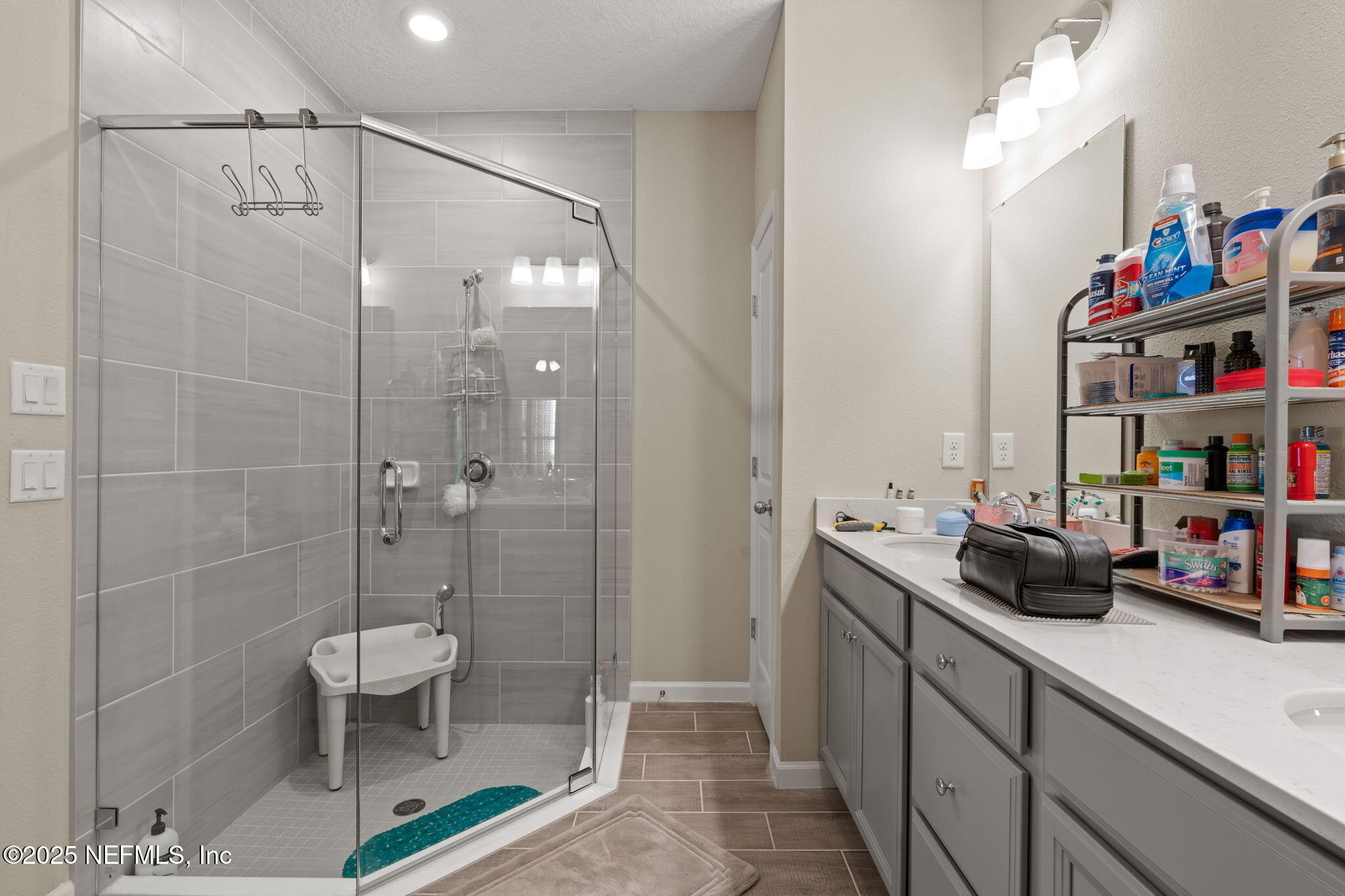 3956 CLOVERDALE Court