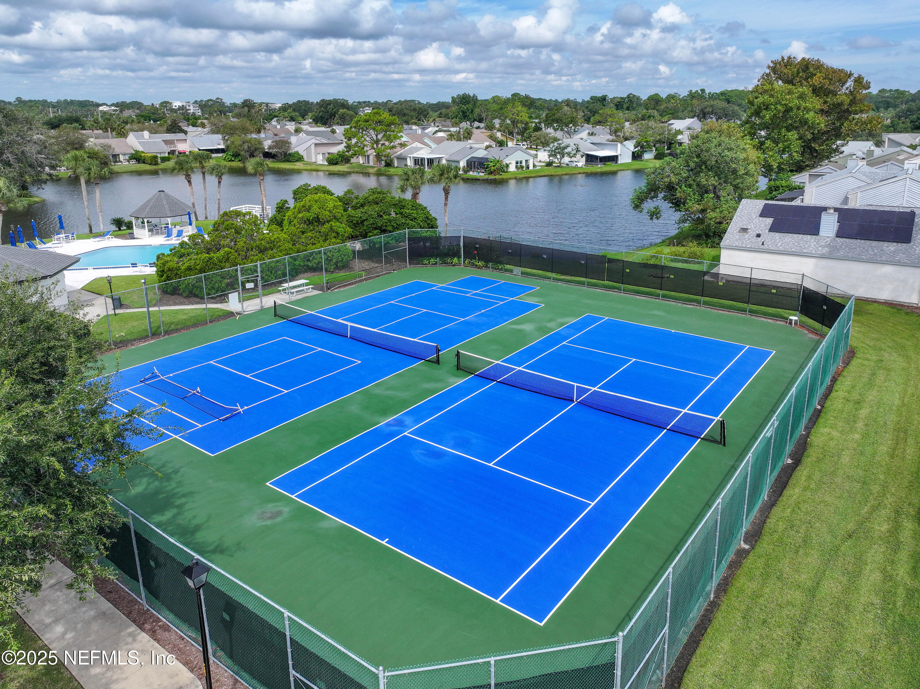 2649 L'ATRIUM Circle S