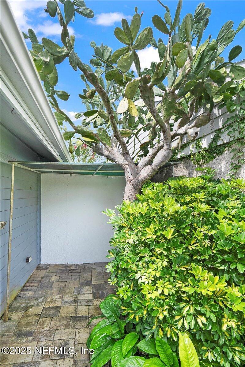 2649 L'ATRIUM Circle S