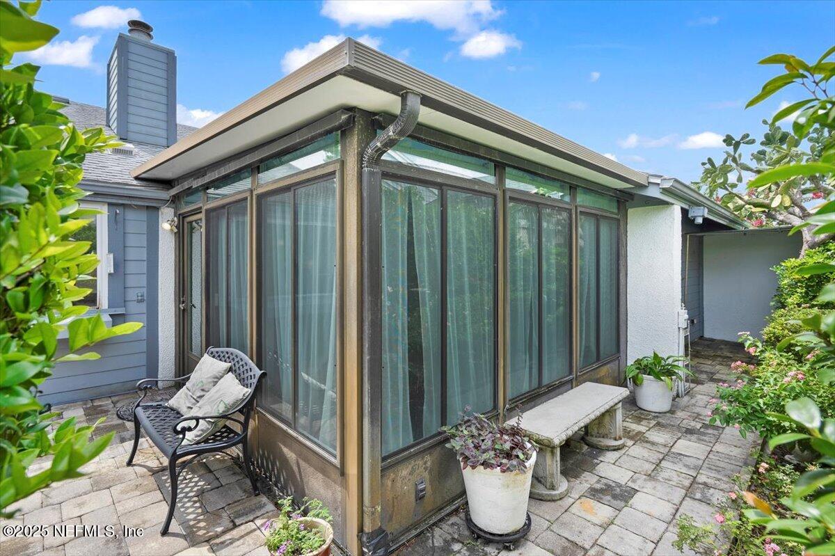 2649 L'ATRIUM Circle S