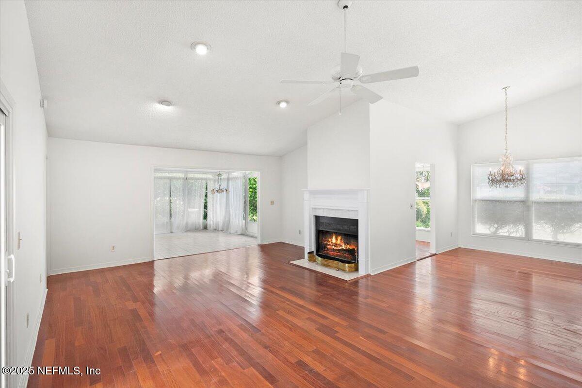 2649 L'ATRIUM Circle S