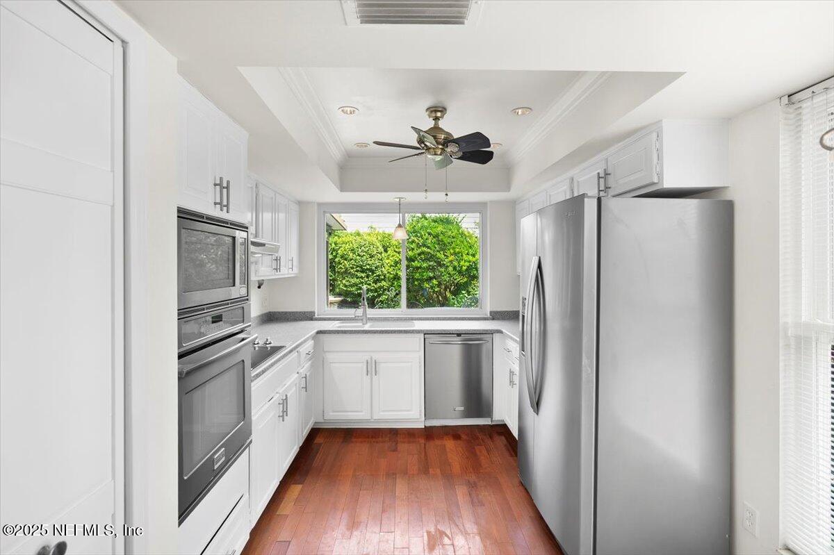 2649 L'ATRIUM Circle S