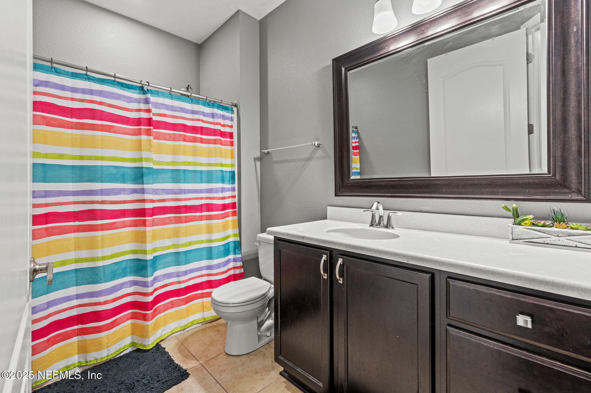 15901 LEXINGTON PARK Boulevard