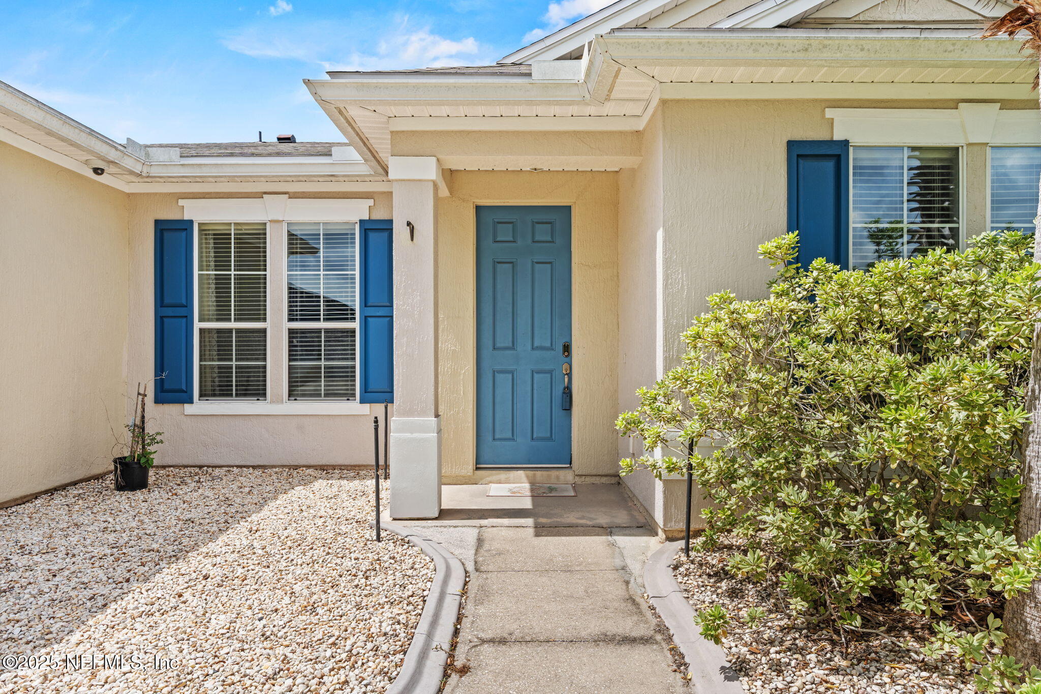 15901 LEXINGTON PARK Boulevard