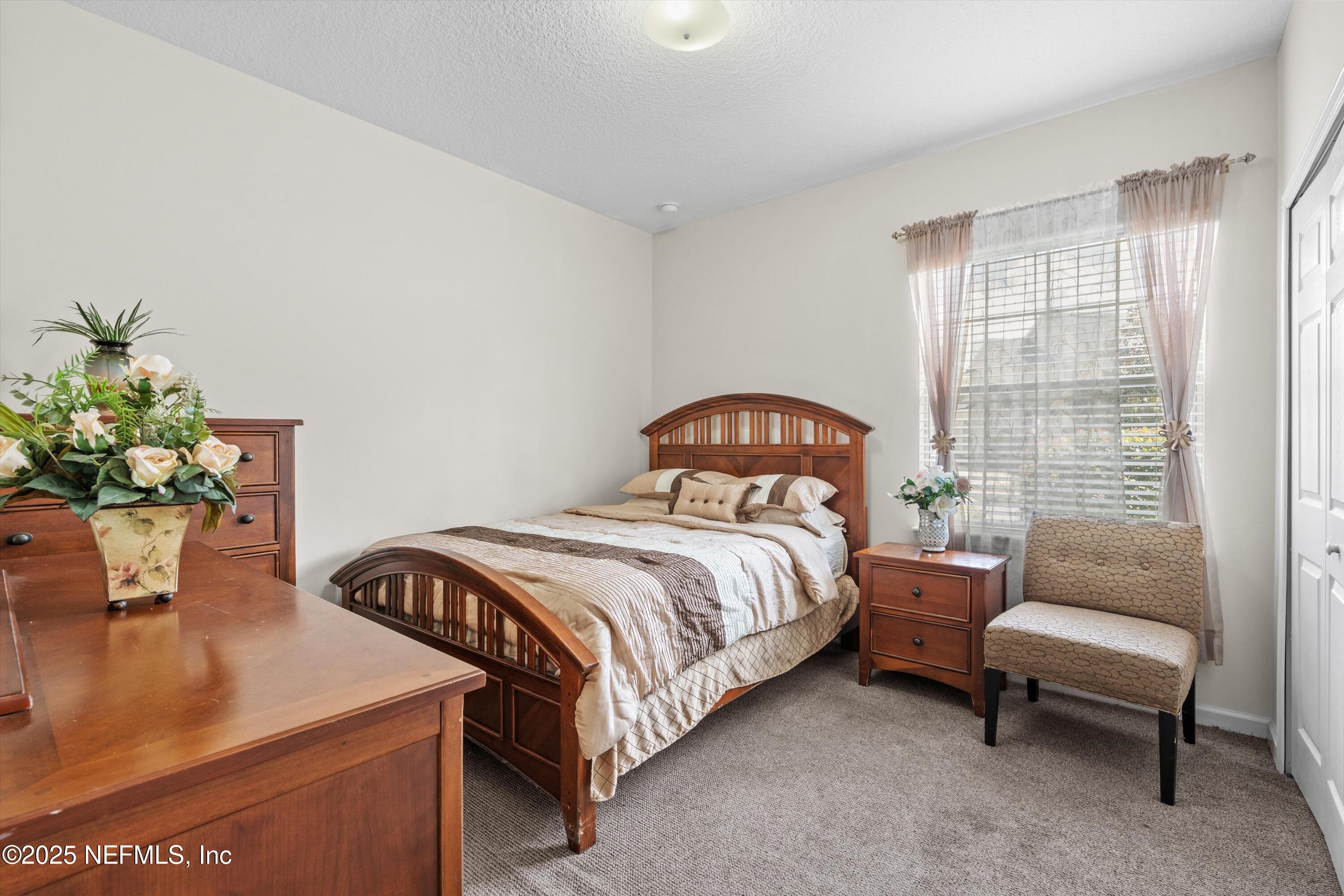 1016 GREEN PINE Circle