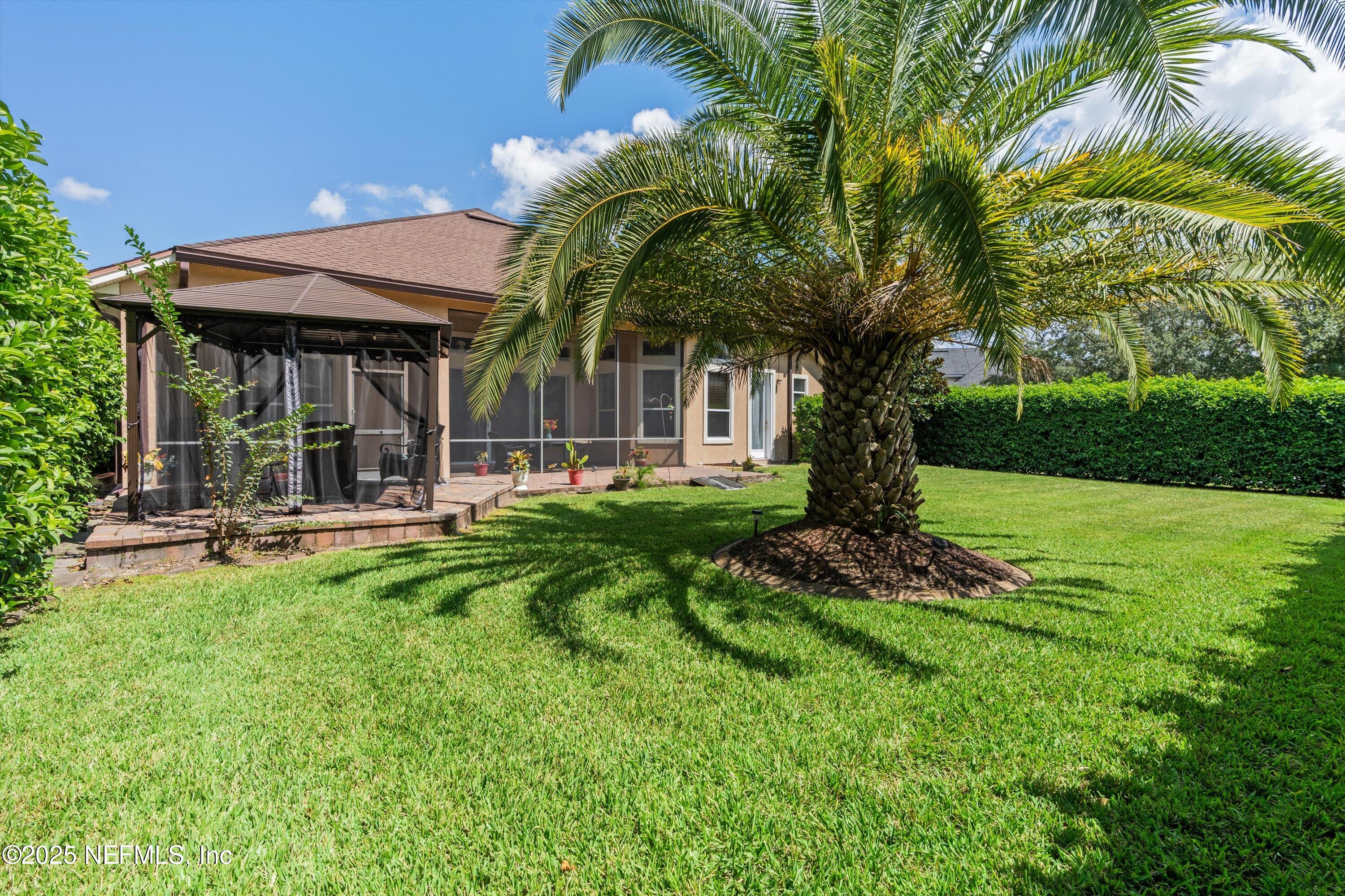 1016 GREEN PINE Circle