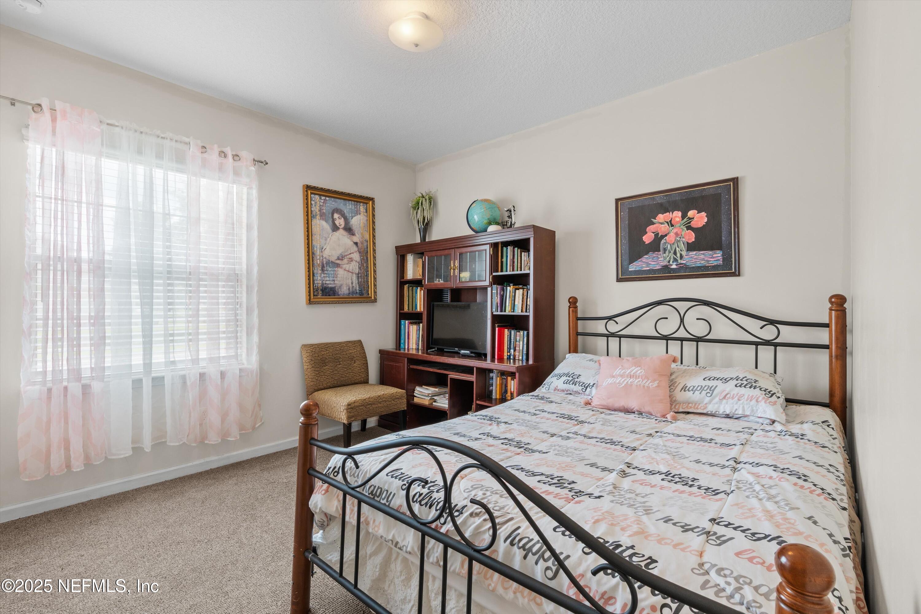 1016 GREEN PINE Circle