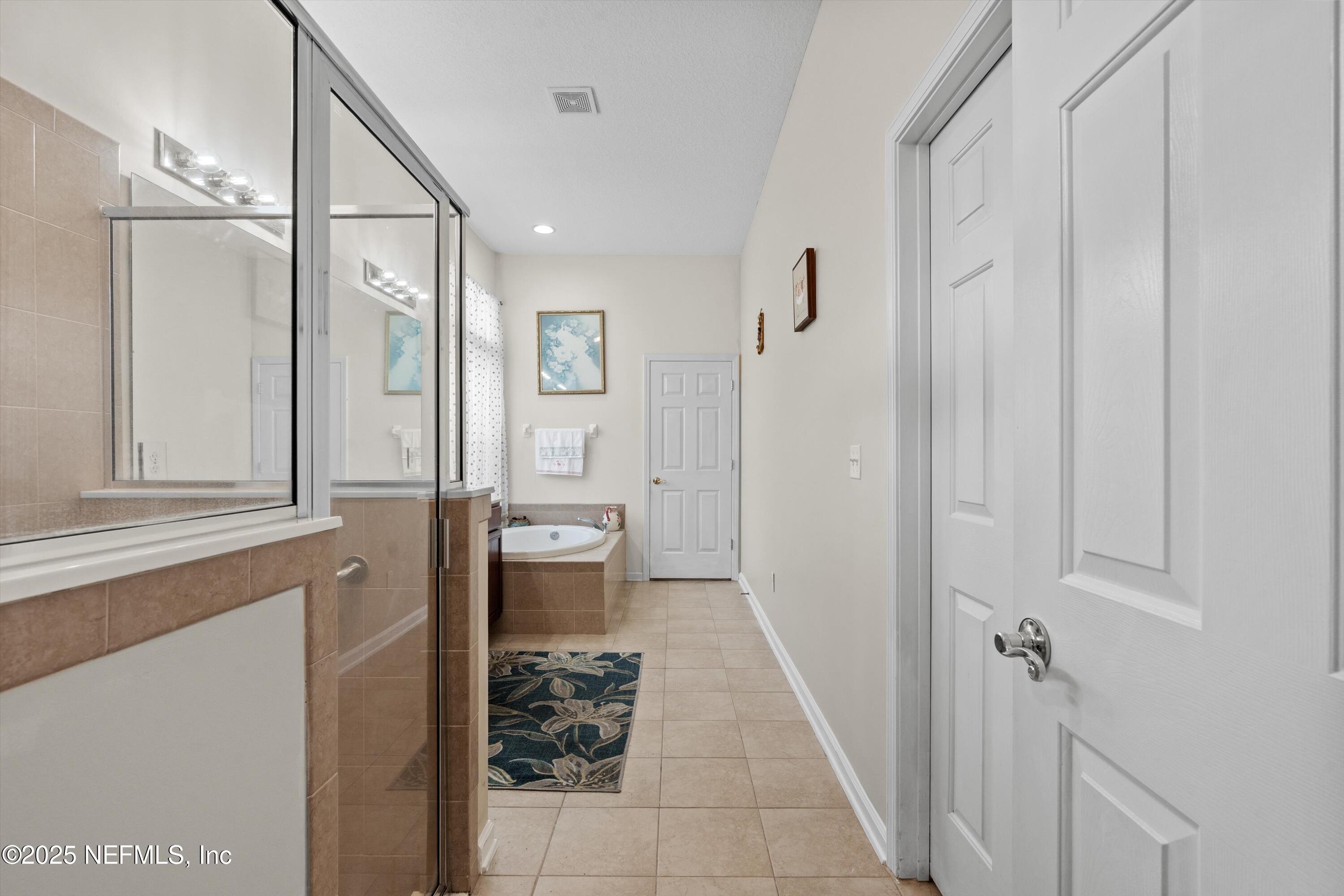 1016 GREEN PINE Circle