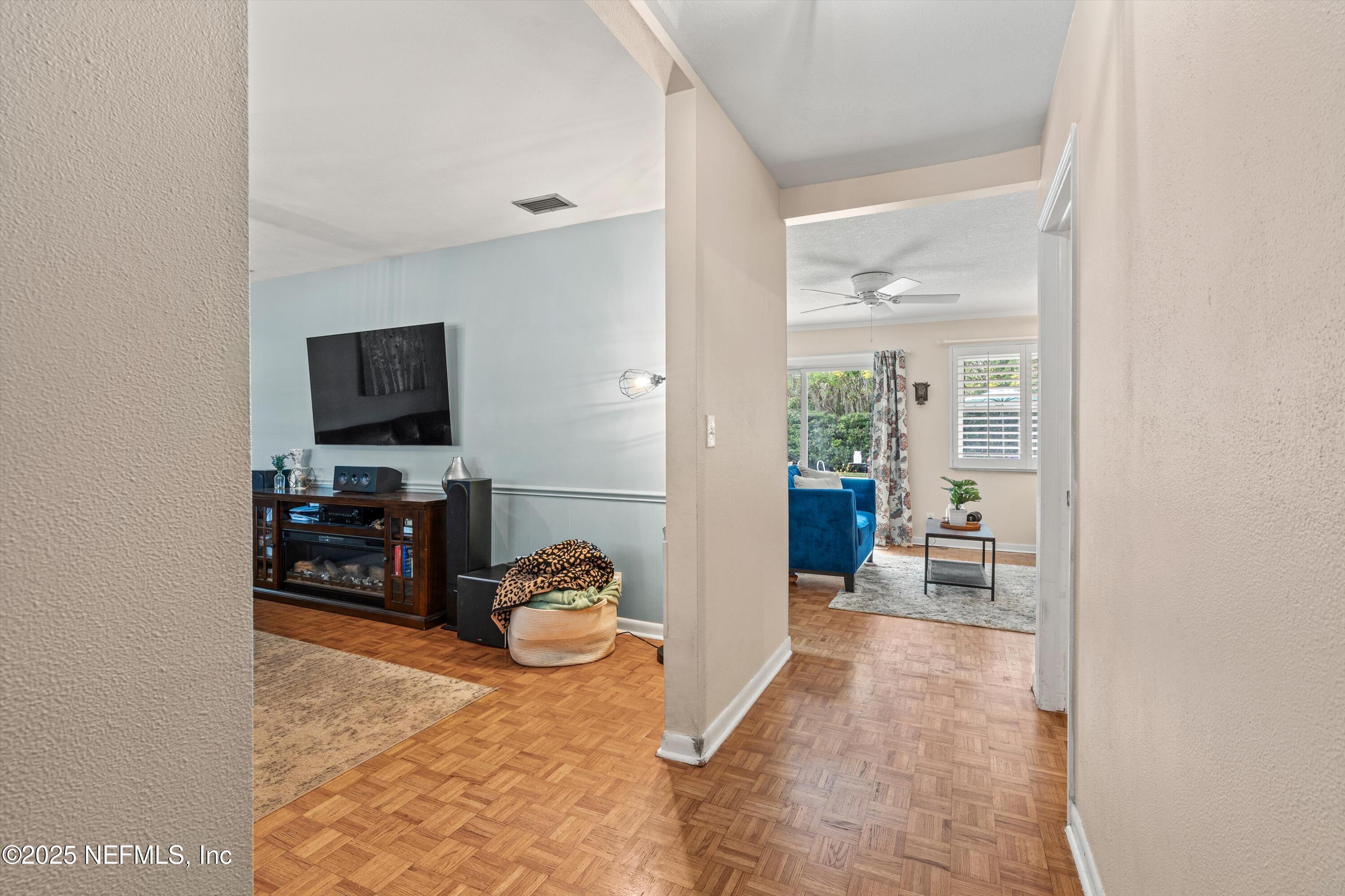 1620 MT VERNON Drive