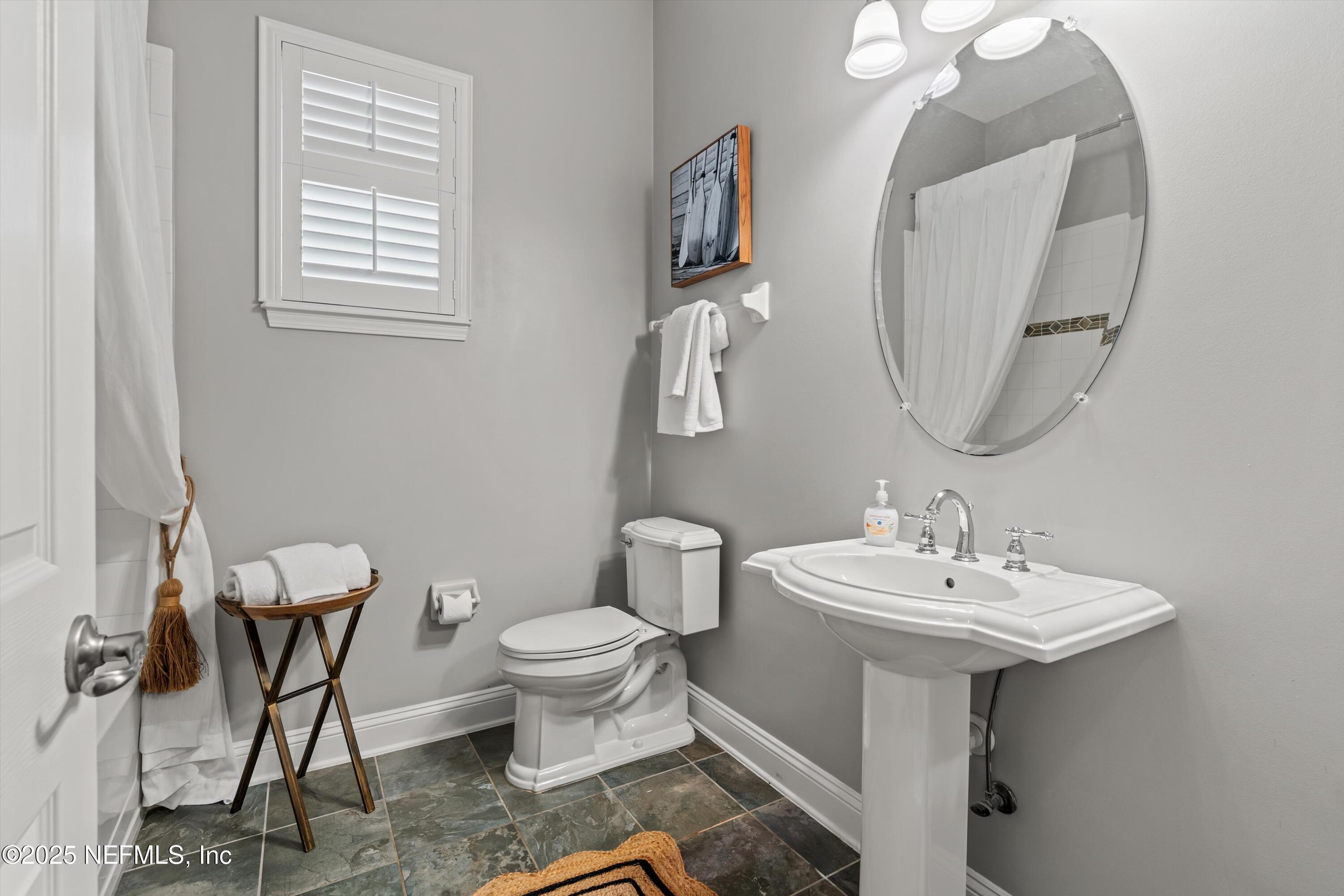 30 PELICAN POINTE Road