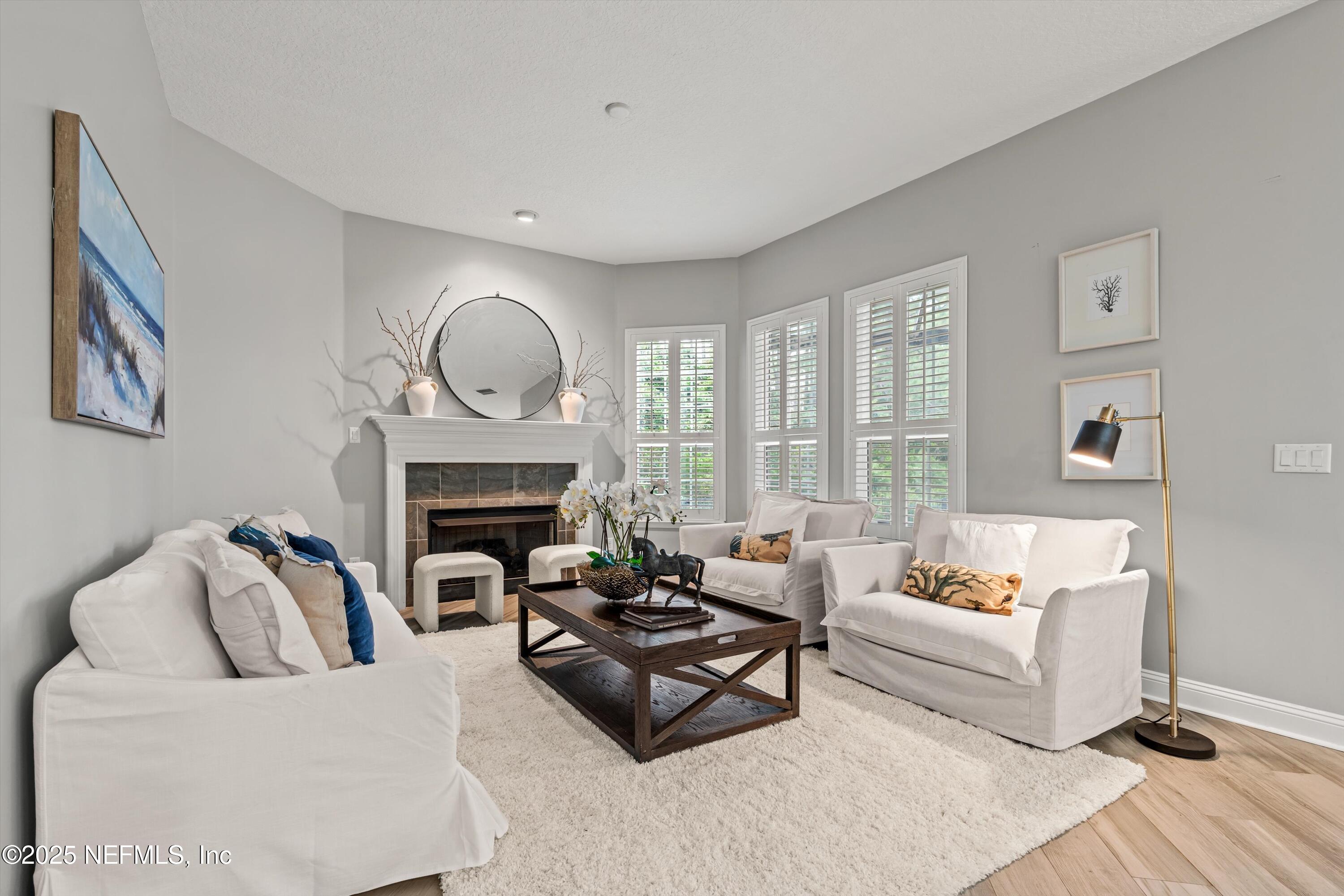 30 PELICAN POINTE Road