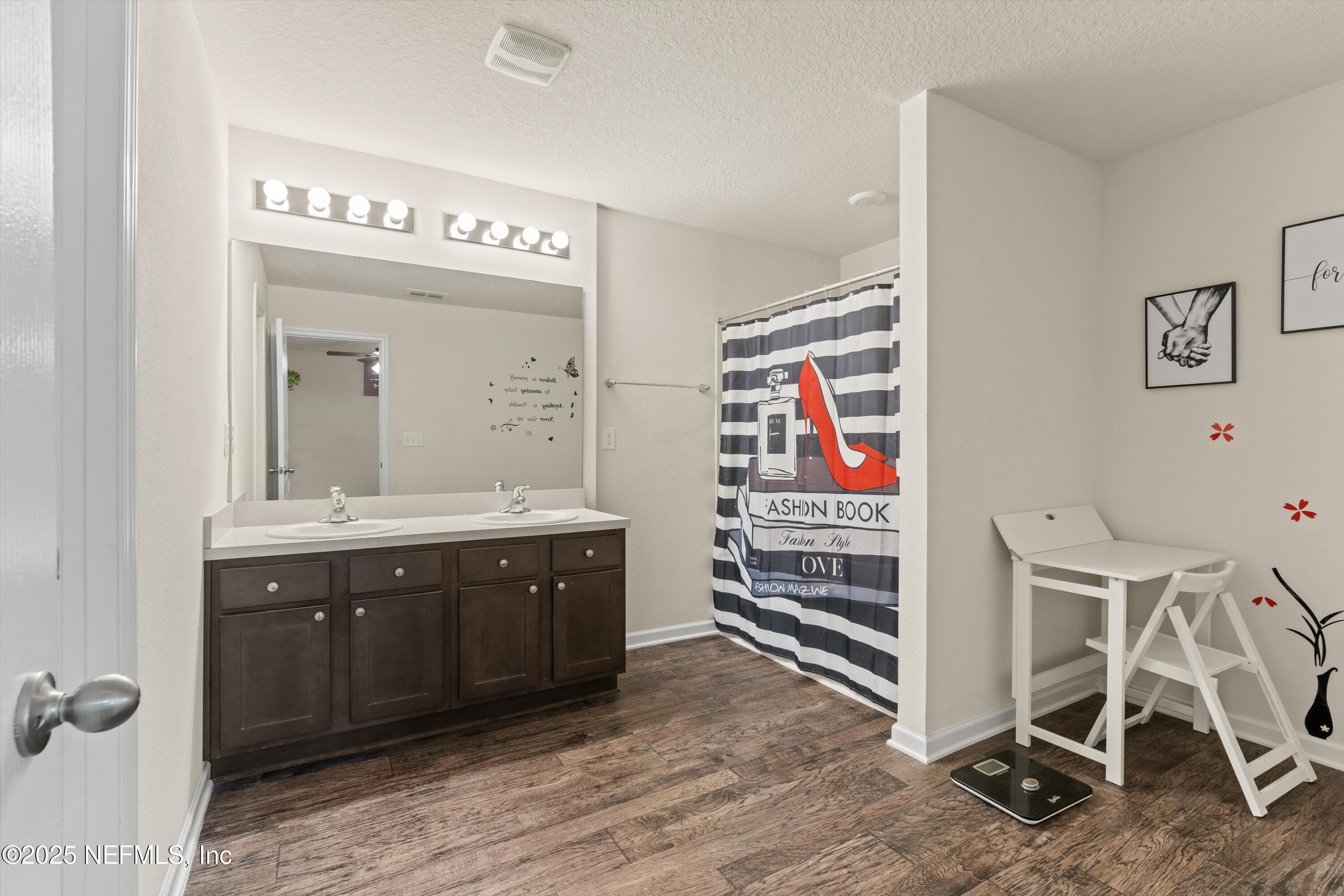 2200 WILLOW SPRINGS Drive