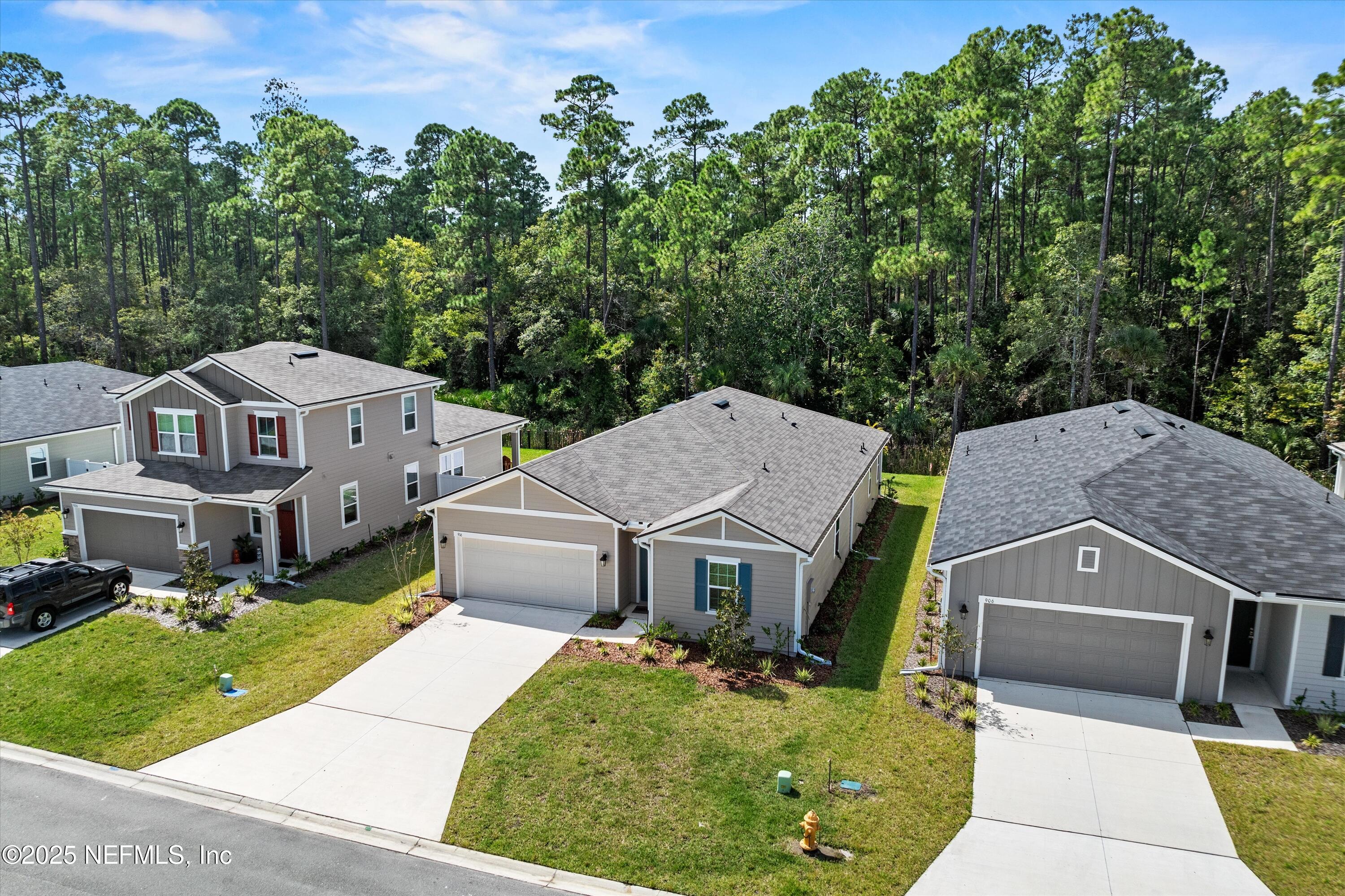 916 LIGHTSEY XING Lane, St. Augustine