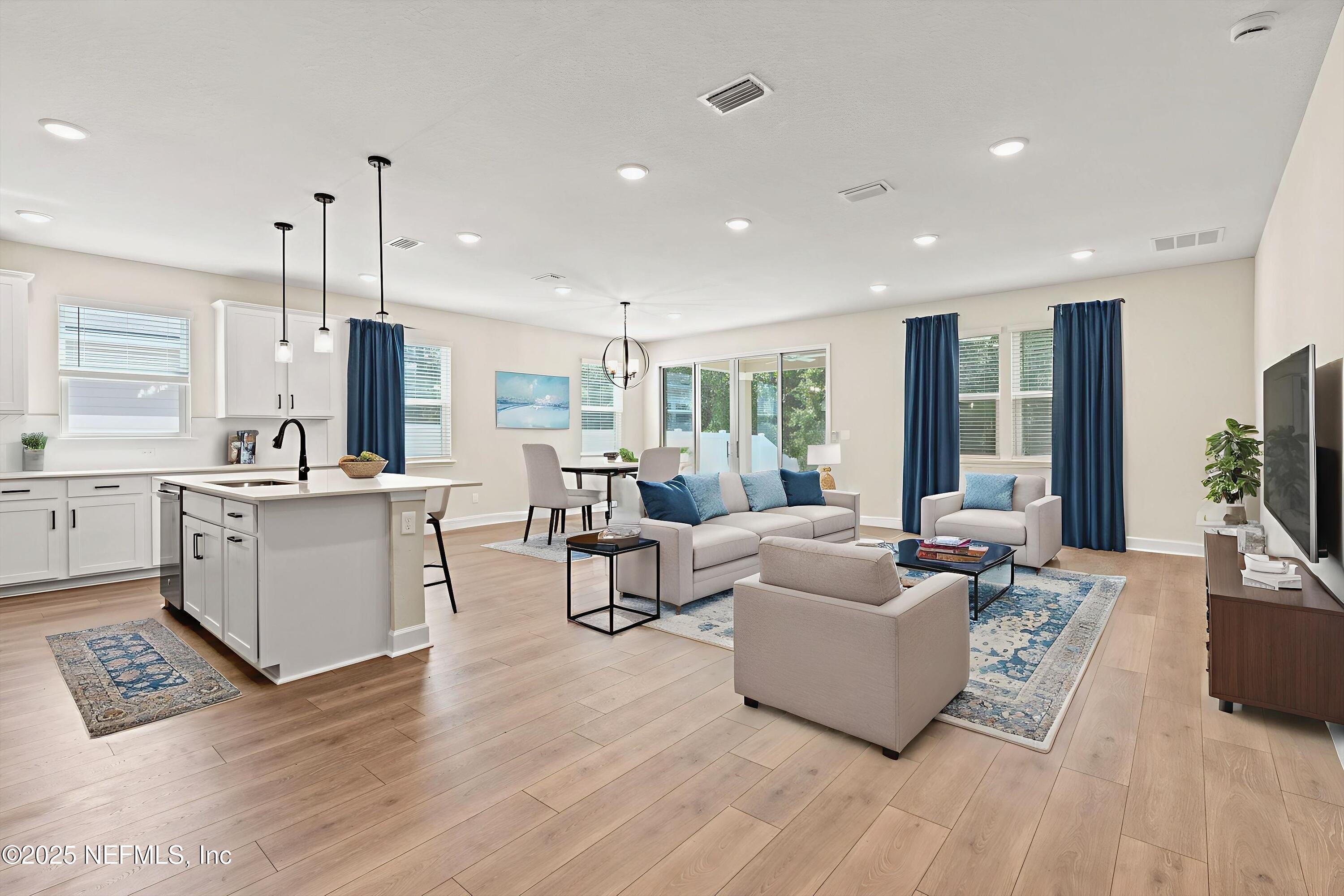 916 LIGHTSEY XING Lane, St. Augustine