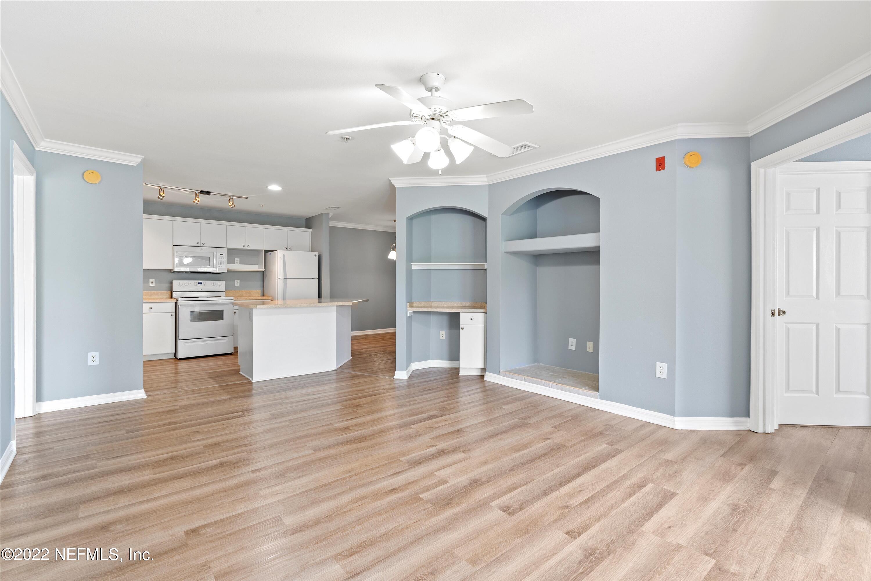 3591 KERNAN Boulevard, 621