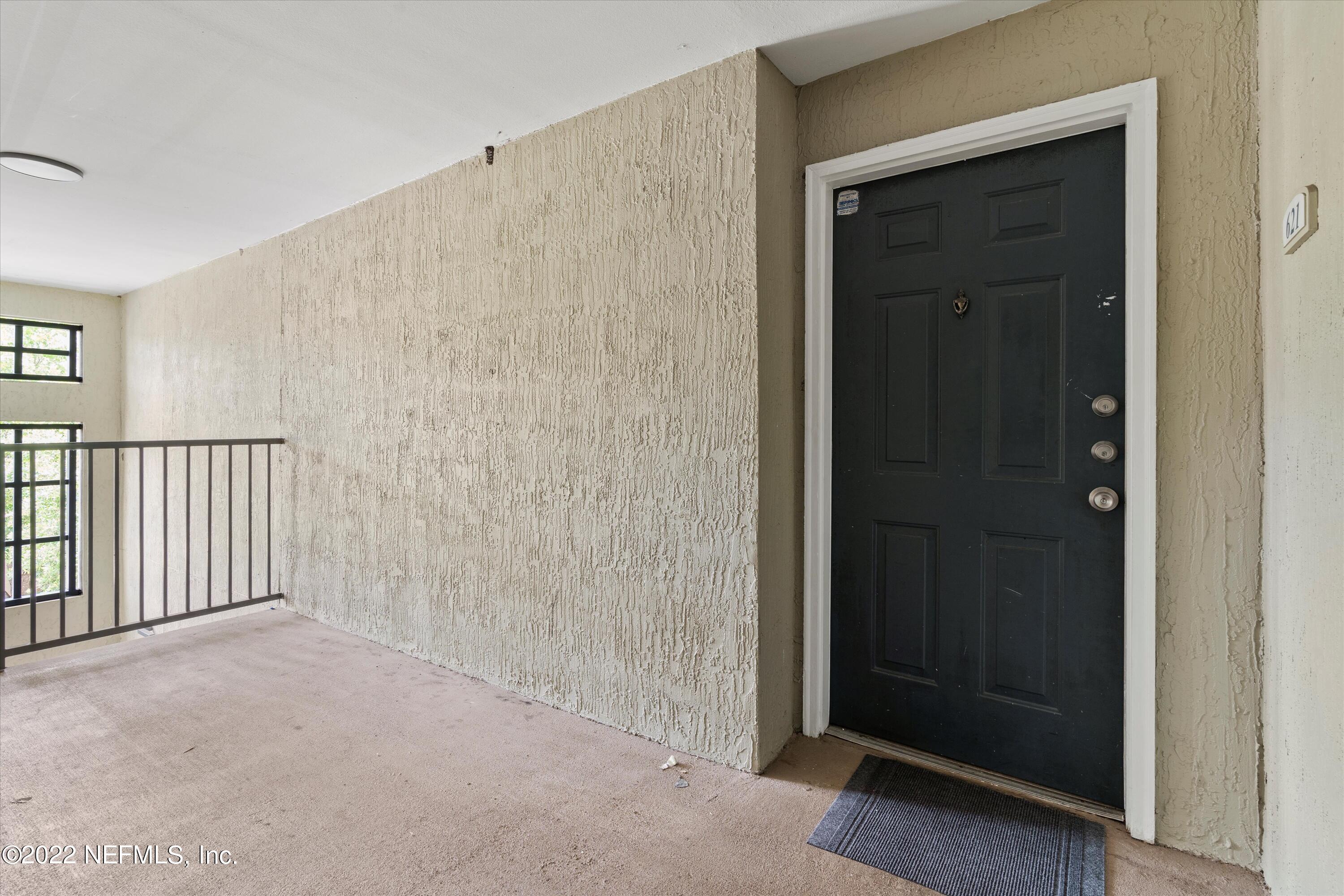 3591 KERNAN Boulevard, 621