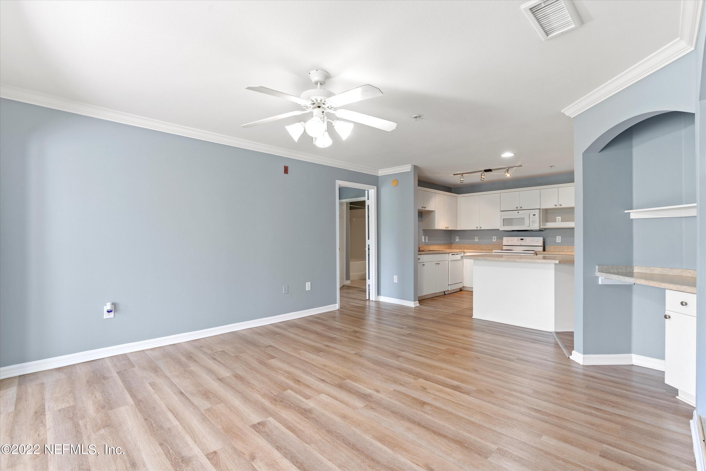 3591 KERNAN Boulevard, 621