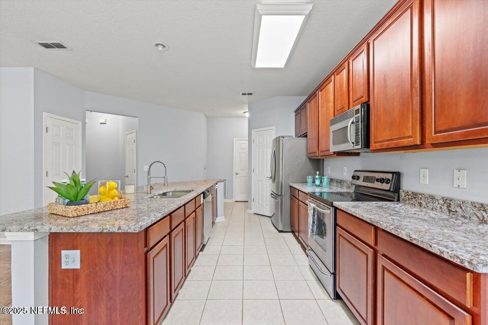 13364 BEACH Boulevard, 638