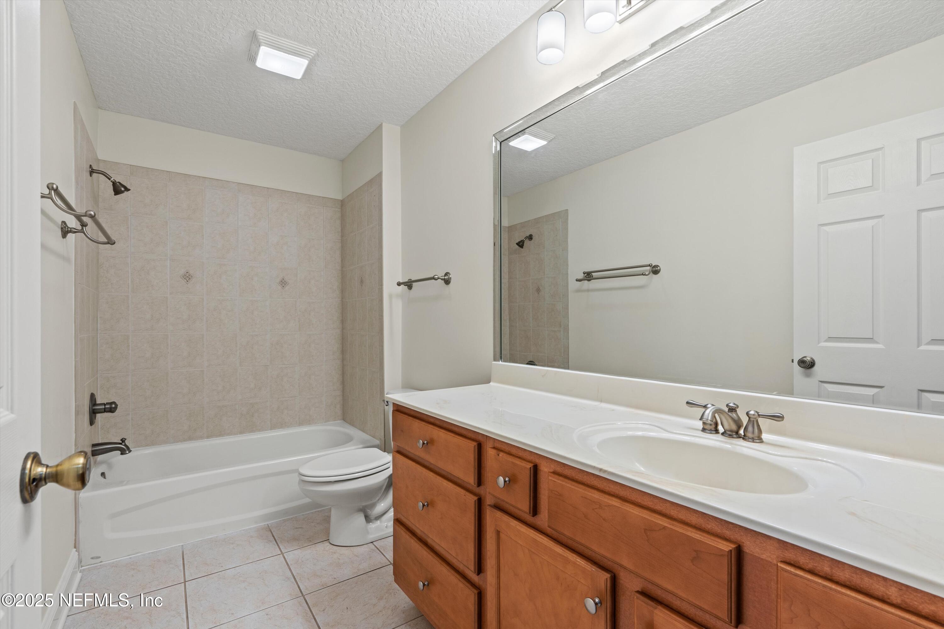 11279 SADDLE CREST Way