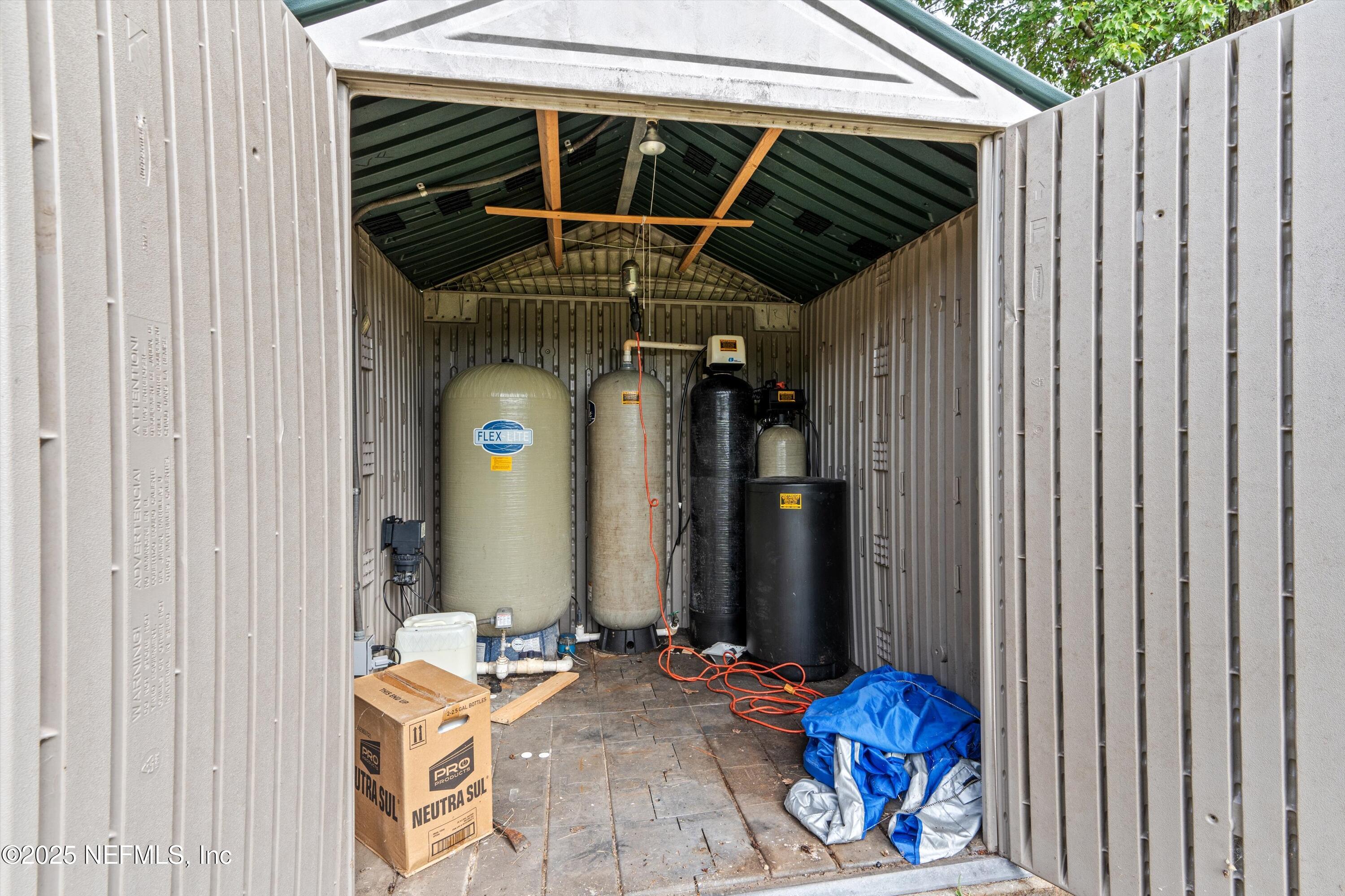 11279 SADDLE CREST Way