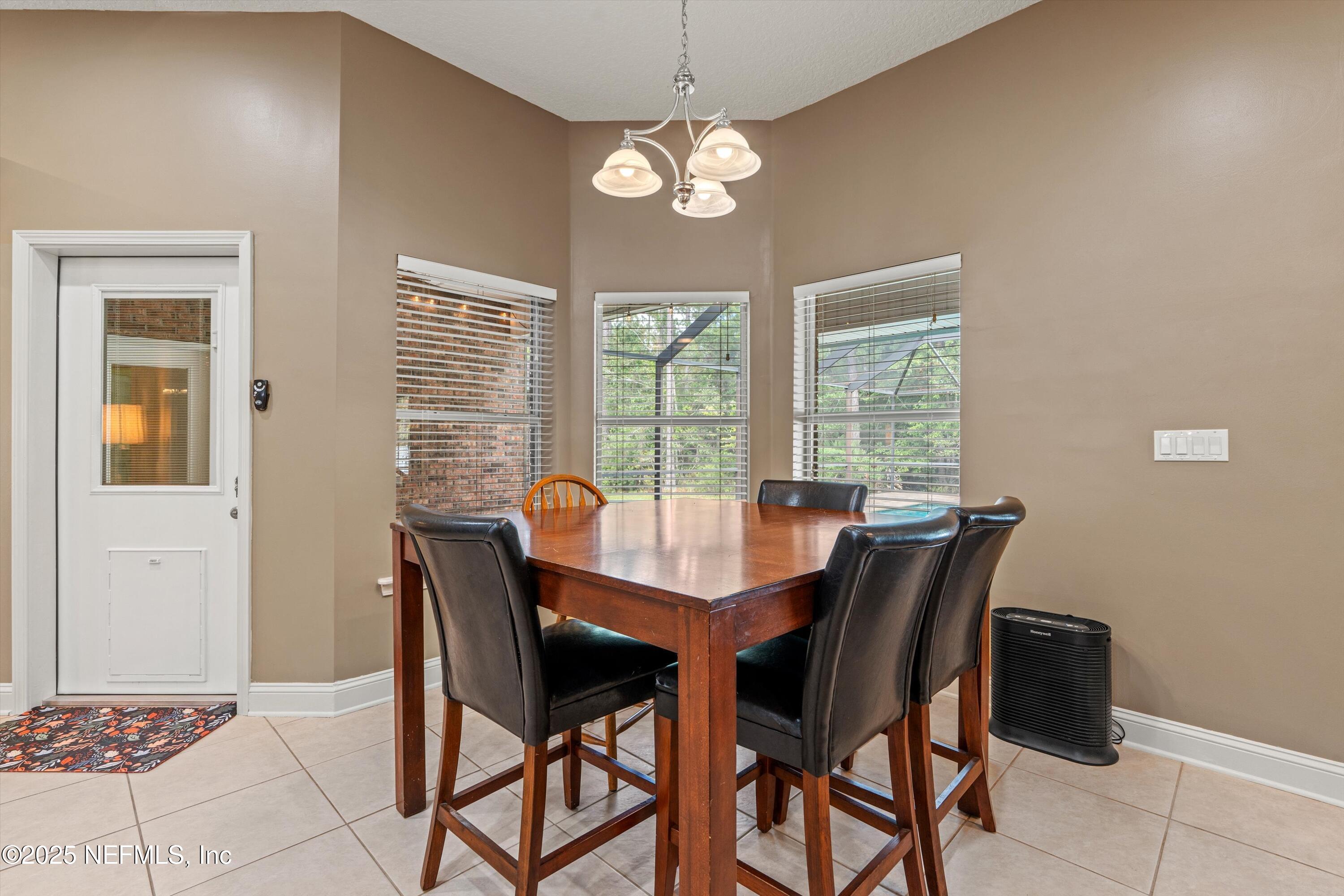 11279 SADDLE CREST Way