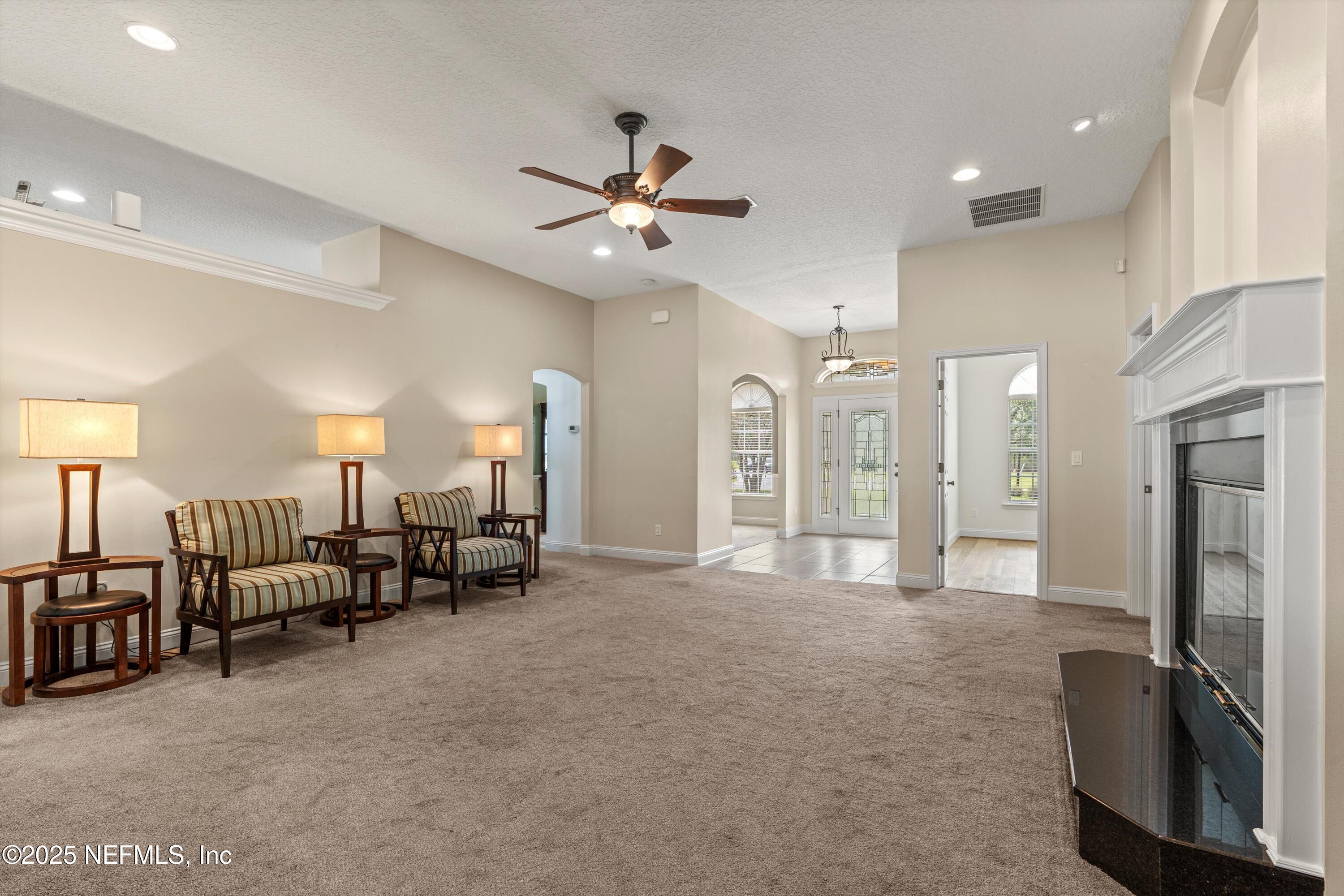 11279 SADDLE CREST Way