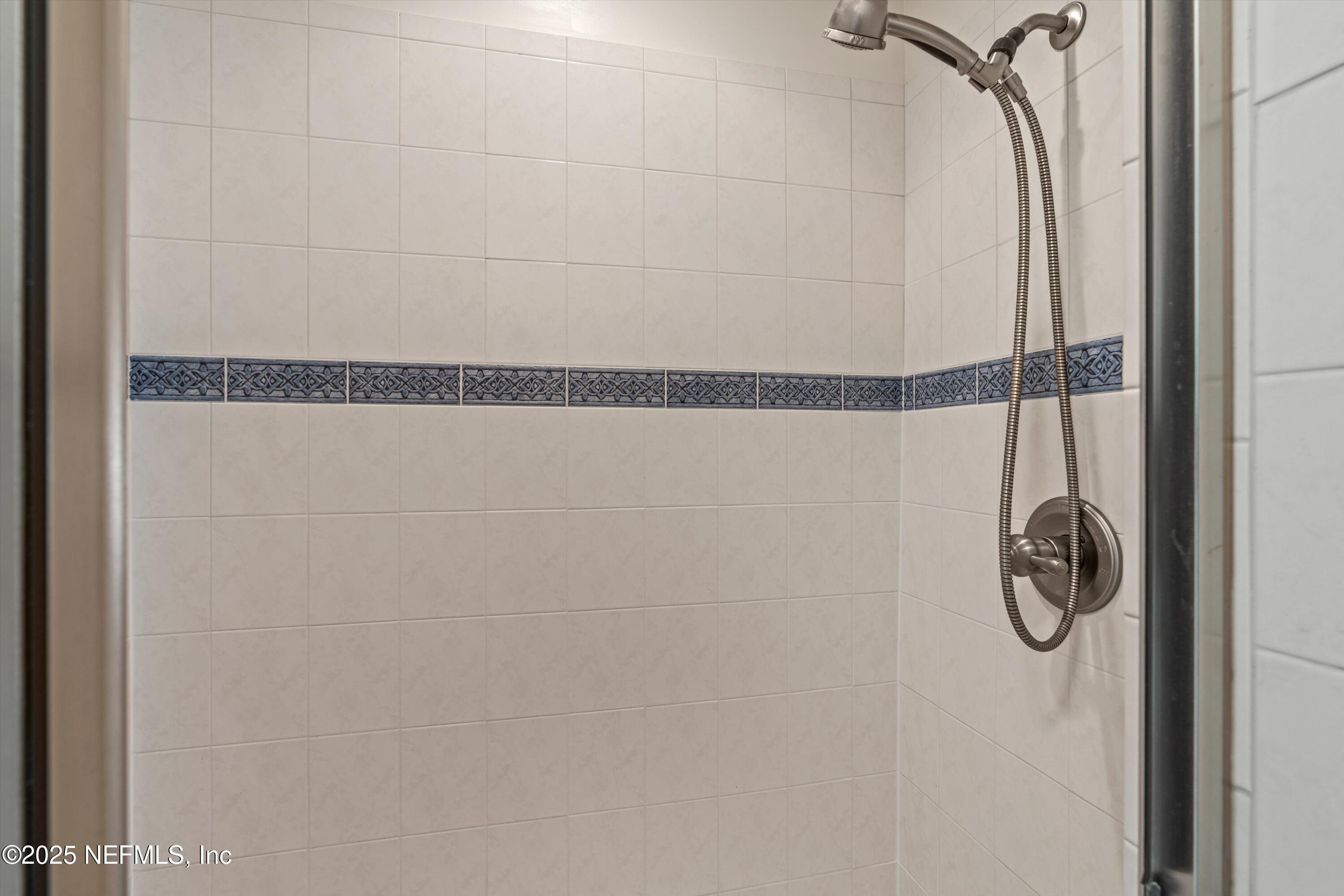 11279 SADDLE CREST Way