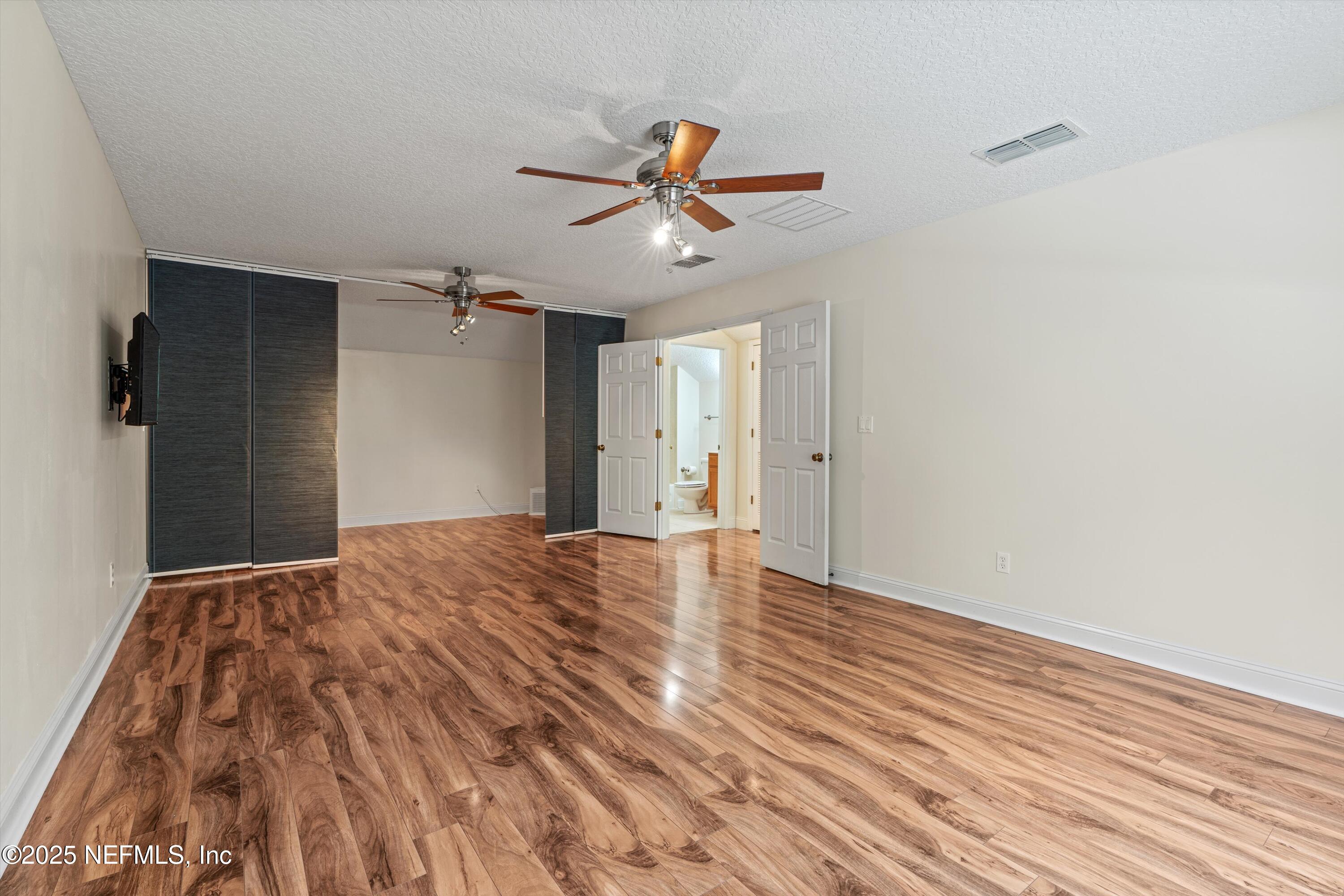 11279 SADDLE CREST Way