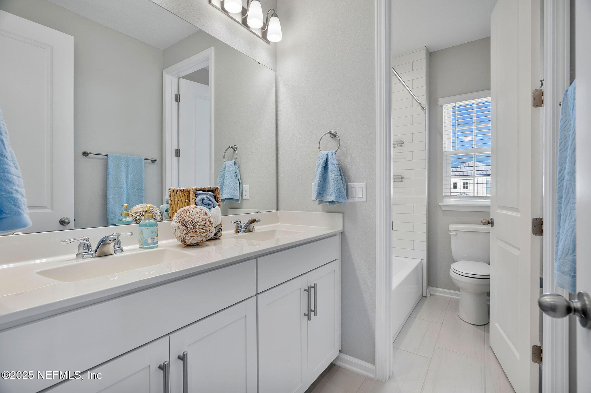 419 RUM RUNNER Way, St. Johns