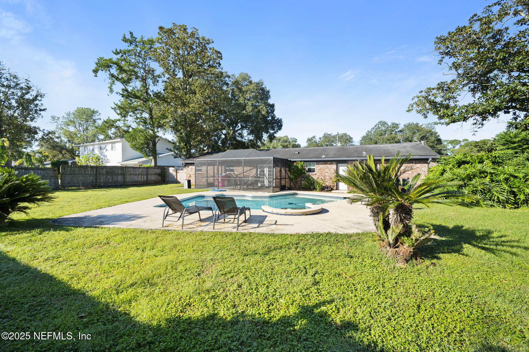 8827 BRIERWOOD Road