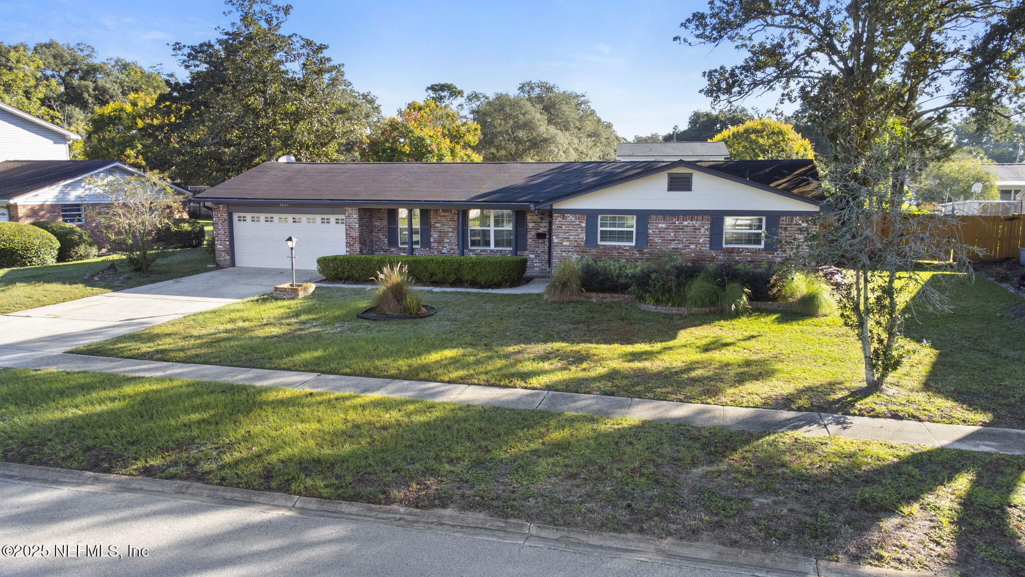 8827 BRIERWOOD Road