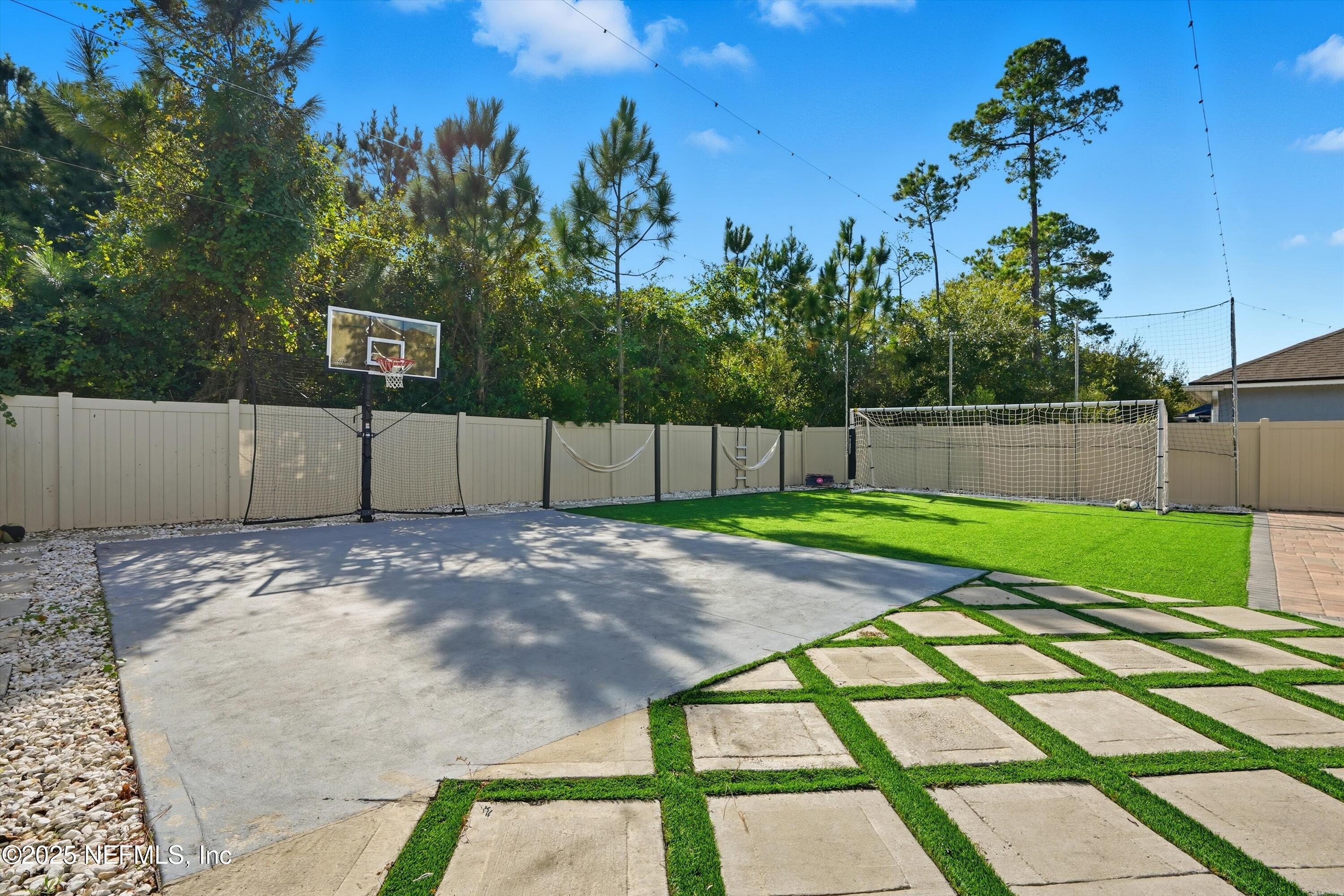 3884 HAMMOCK BLUFF Drive, Jacksonville