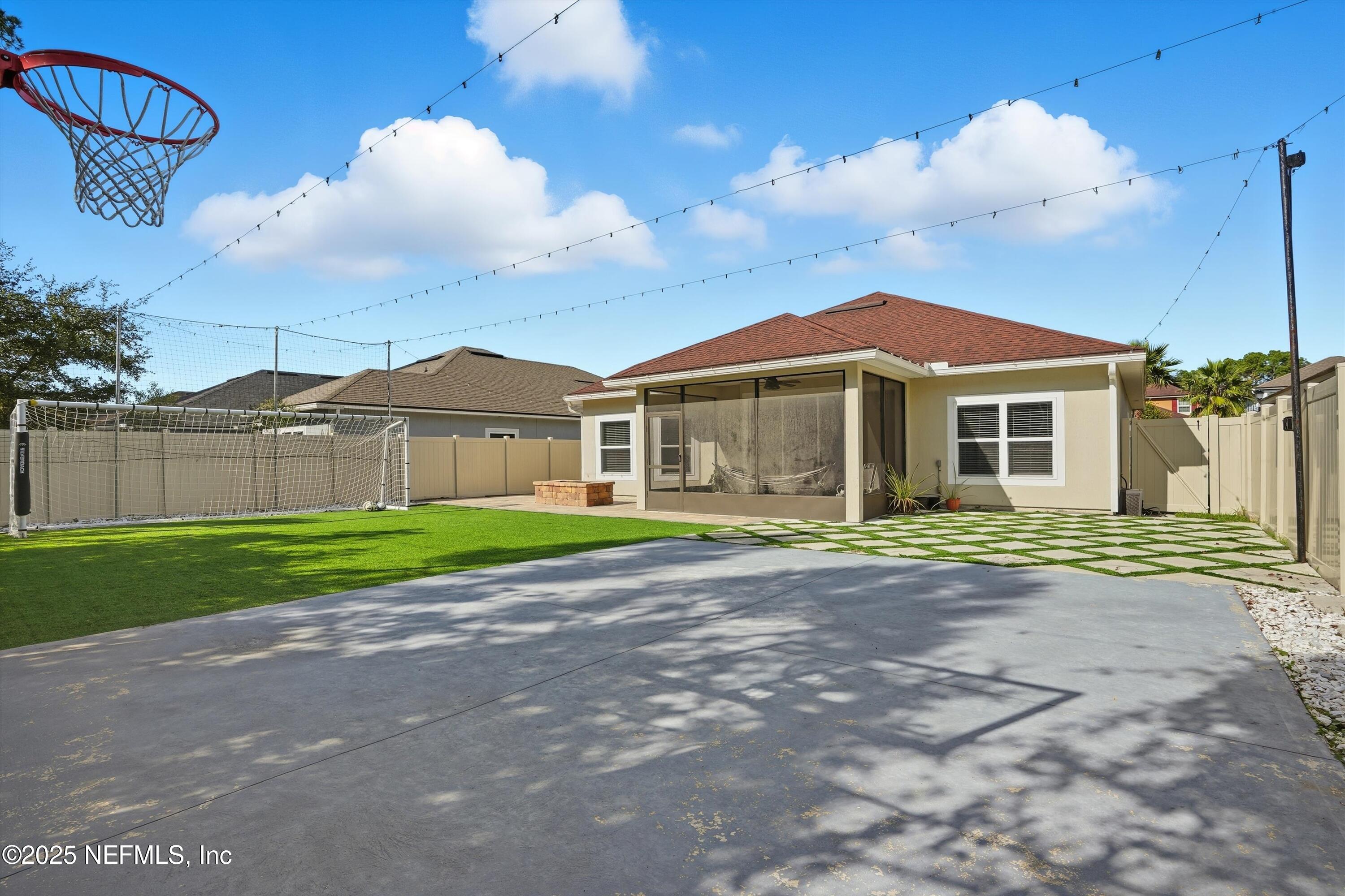 3884 HAMMOCK BLUFF Drive, Jacksonville