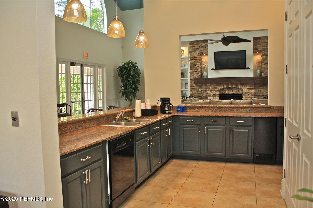 8550 TOUCHTON Road, 616, Jacksonville Unit: 616