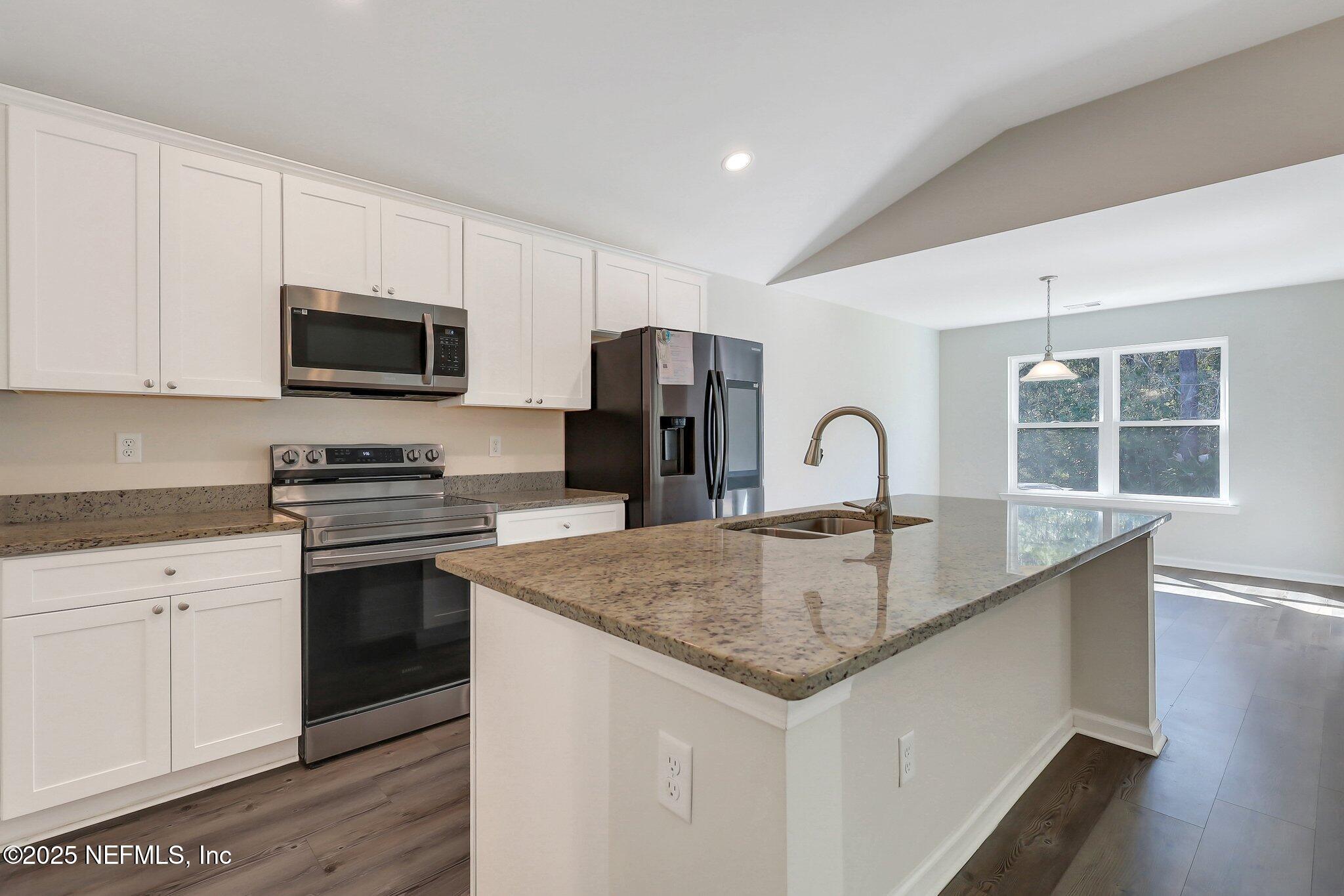 56 HAYDEN Drive, St. Marys